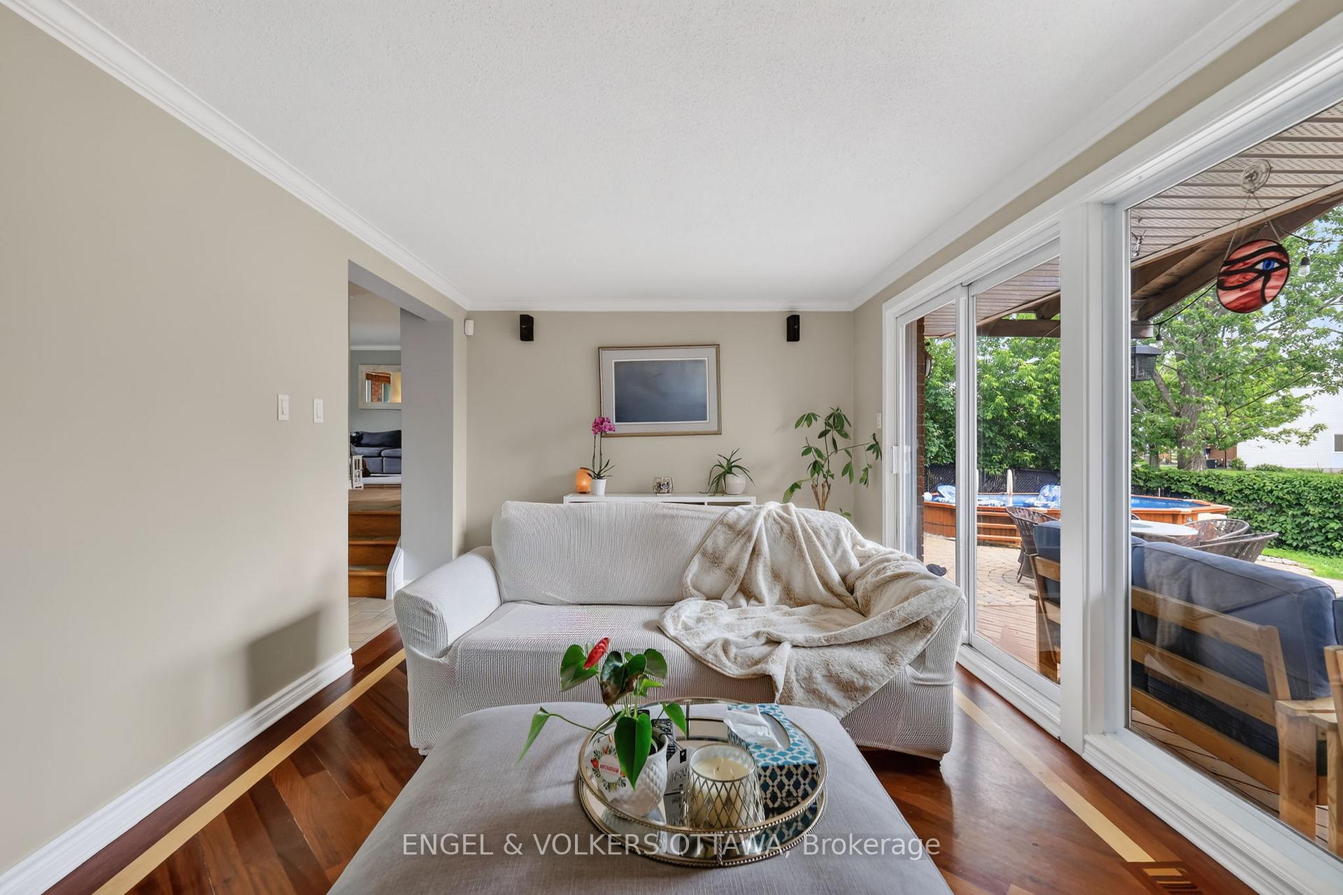 Photo 21 of 1 Blueridge Court, Ottawa, Barrhaven - Pheasant Run — HOMEH