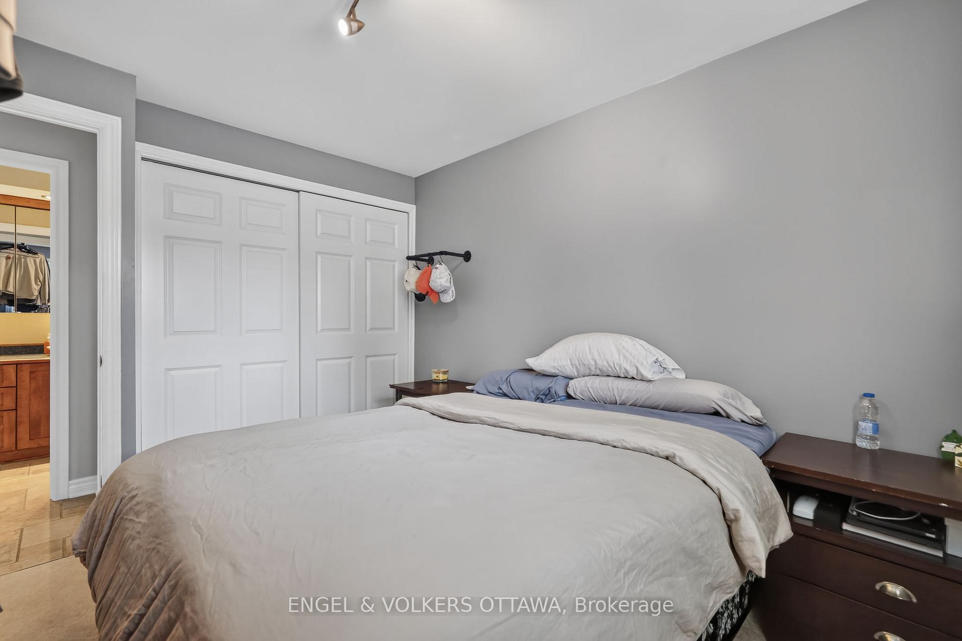 Photo 31 of 1 Blueridge Court, Ottawa, Barrhaven - Pheasant Run — HOMEH
