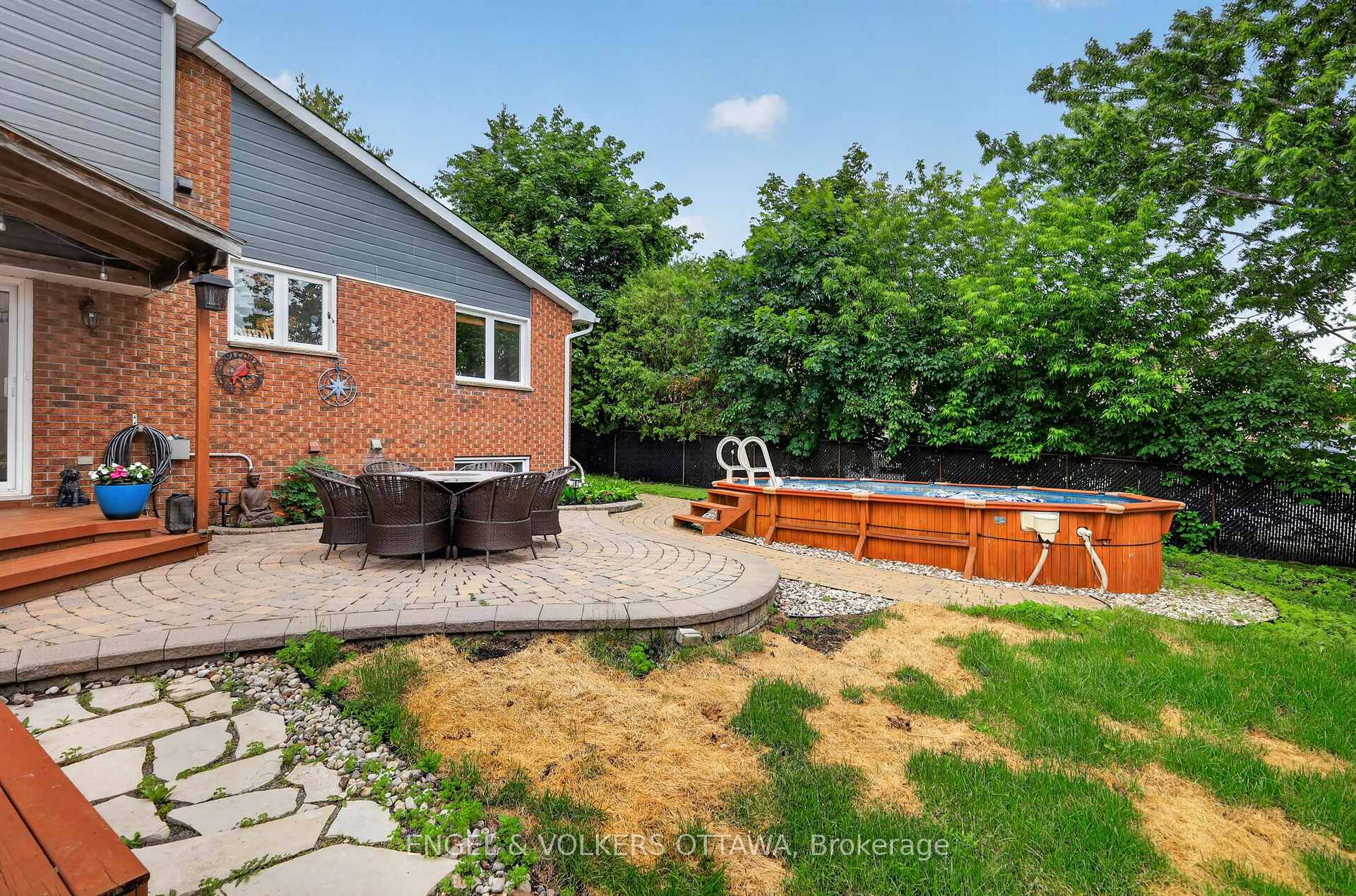 Photo 39 of 1 Blueridge Court, Ottawa, Barrhaven - Pheasant Run — HOMEH