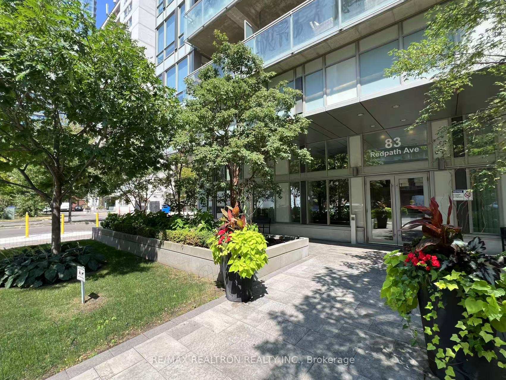 Photo 2 of Unit 204, 83 Redpath Avenue, Toronto, Mount Pleasant West — HOMEH