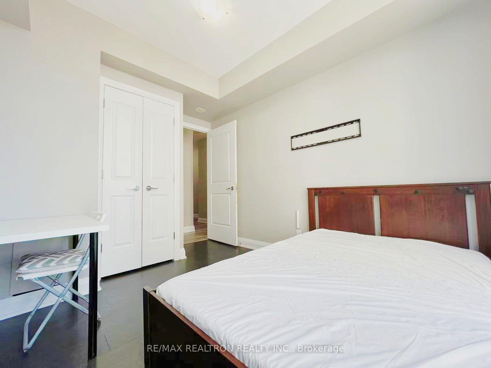 Photo 6 of Unit 204, 83 Redpath Avenue, Toronto, Mount Pleasant West — HOMEH