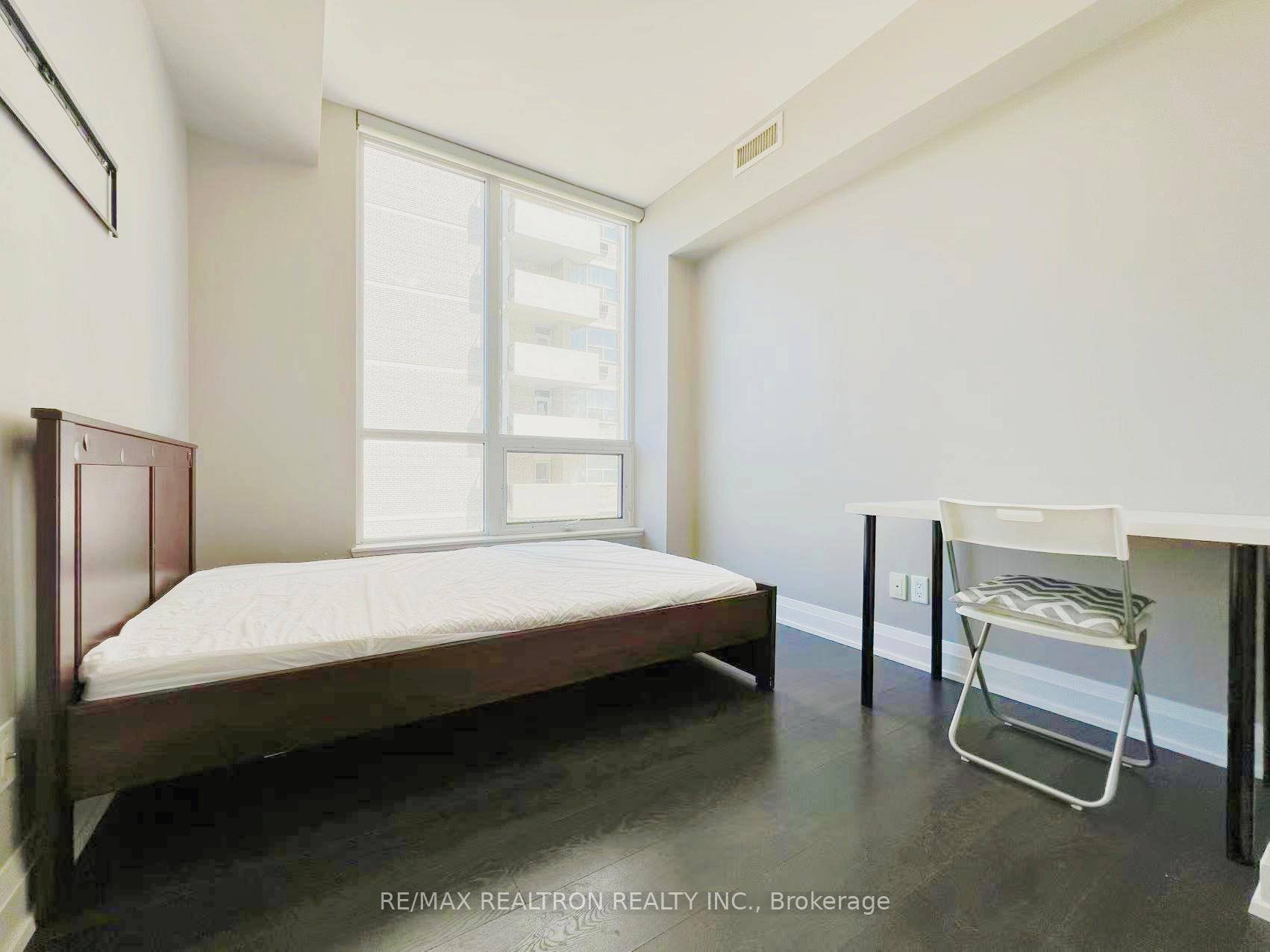 Photo 7 of Unit 204, 83 Redpath Avenue, Toronto, Mount Pleasant West — HOMEH