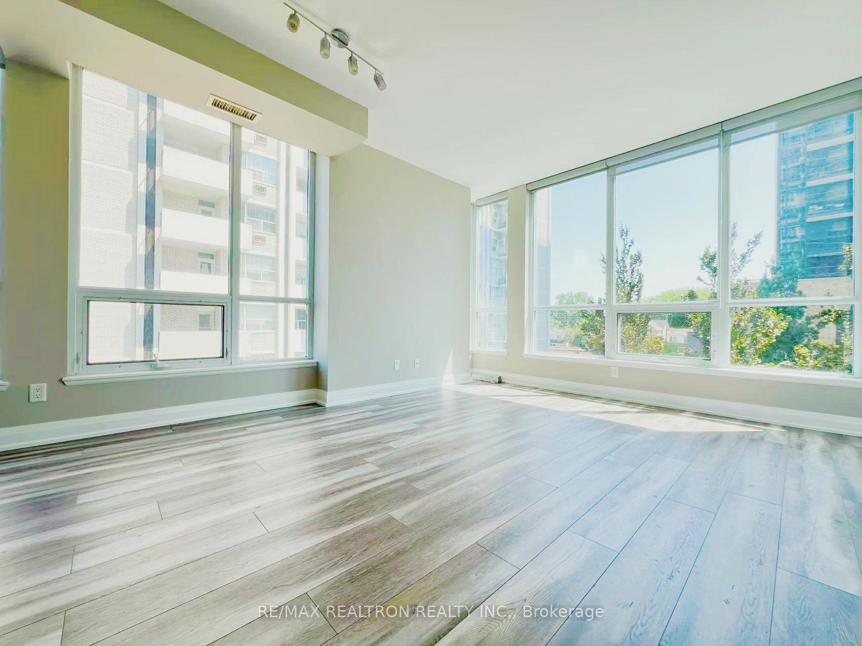 Photo 12 of Unit 204, 83 Redpath Avenue, Toronto, Mount Pleasant West — HOMEH