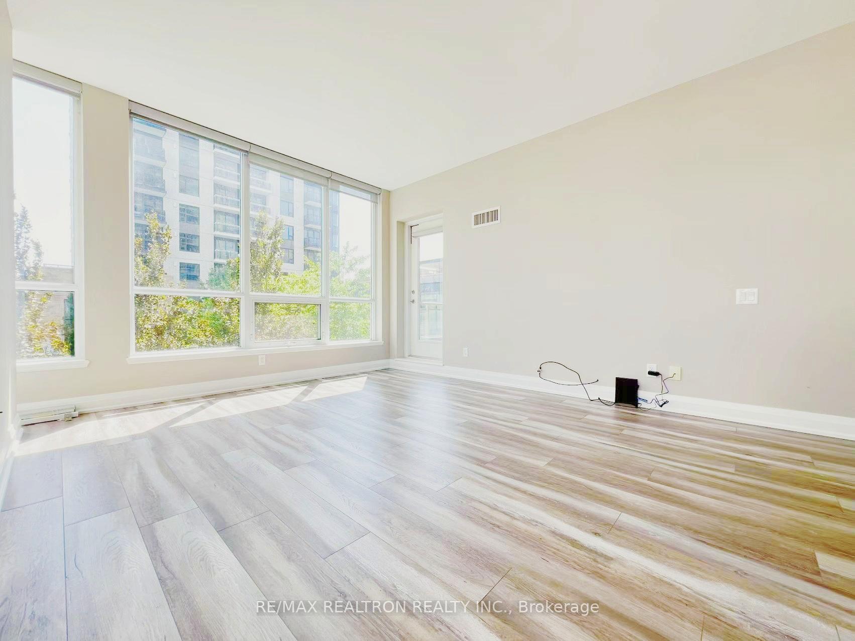 Photo 13 of Unit 204, 83 Redpath Avenue, Toronto, Mount Pleasant West — HOMEH