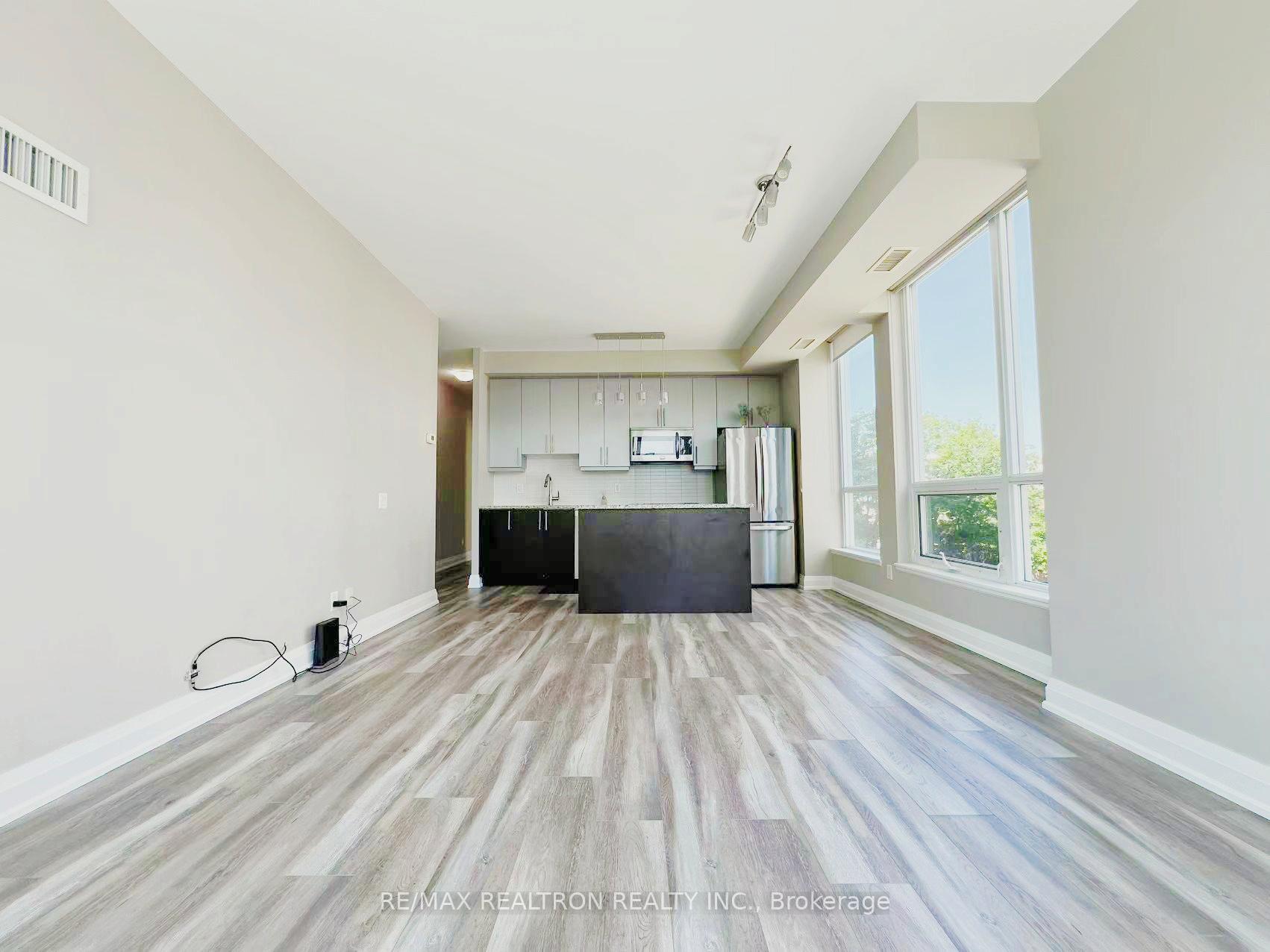 Photo 14 of Unit 204, 83 Redpath Avenue, Toronto, Mount Pleasant West — HOMEH