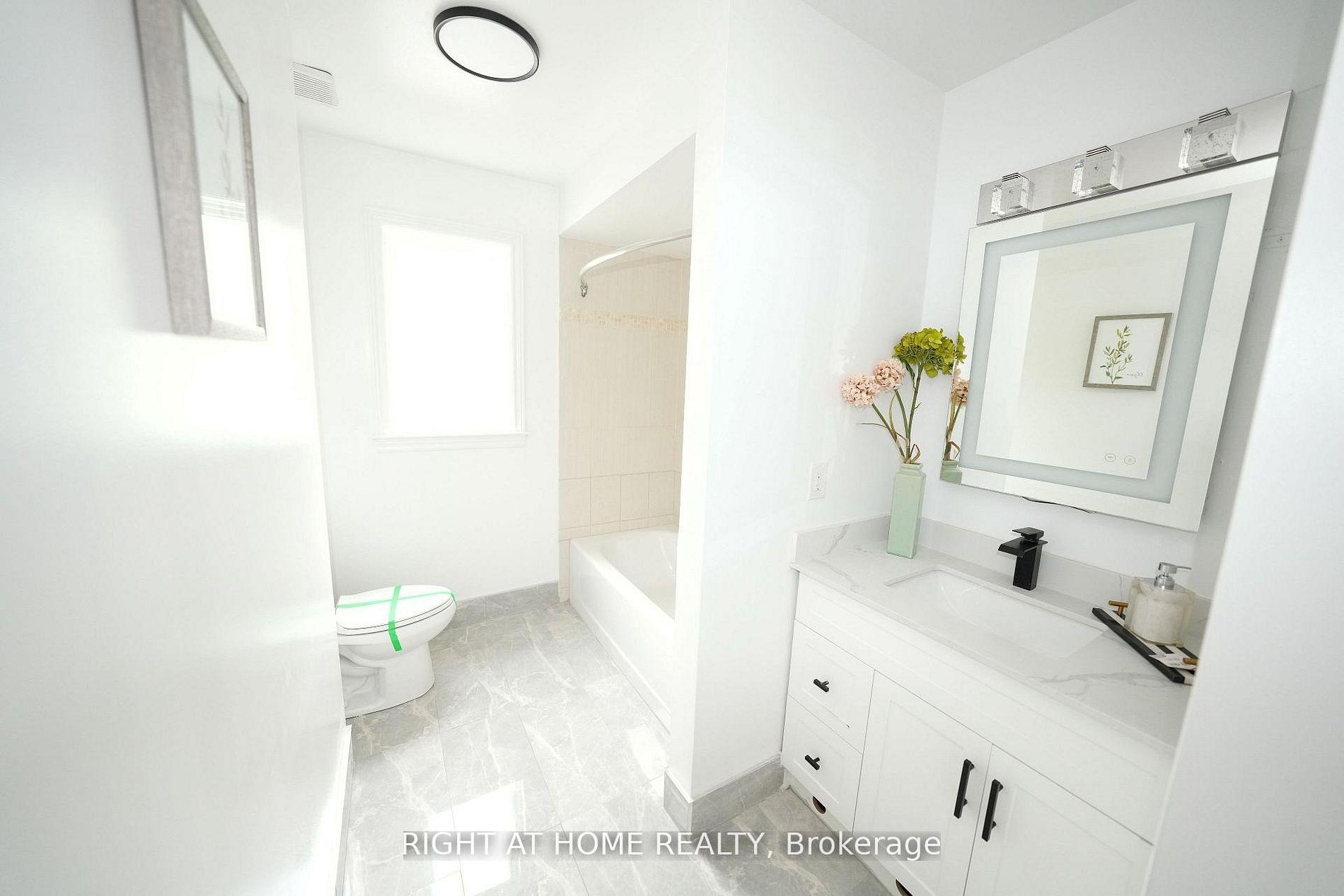 Photo 4 of 149 Dorset Road, Scarborough, Cliffcrest — HOMEH
