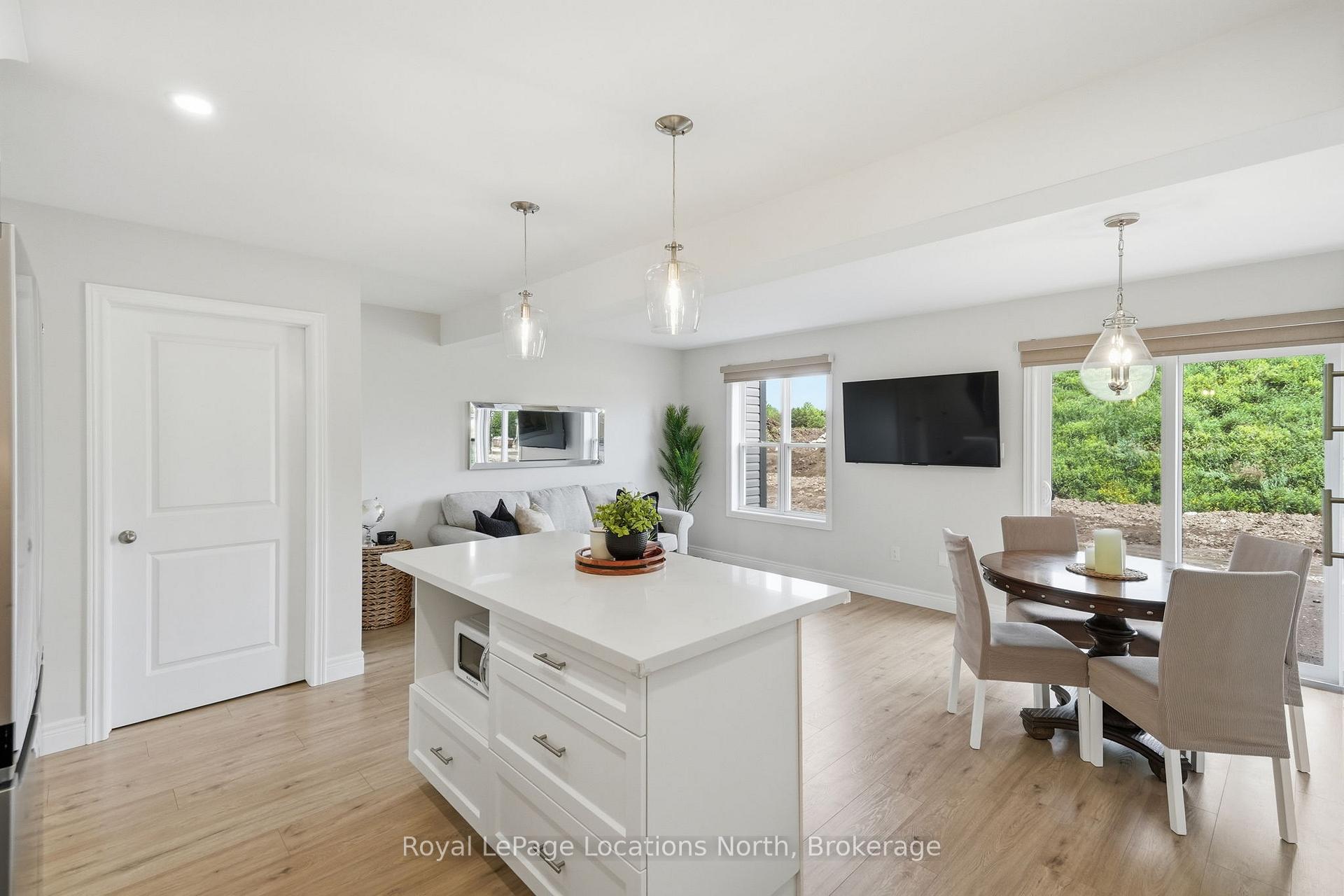 Photo 9 of 177 Equality Drive, Meaford — HOMEH