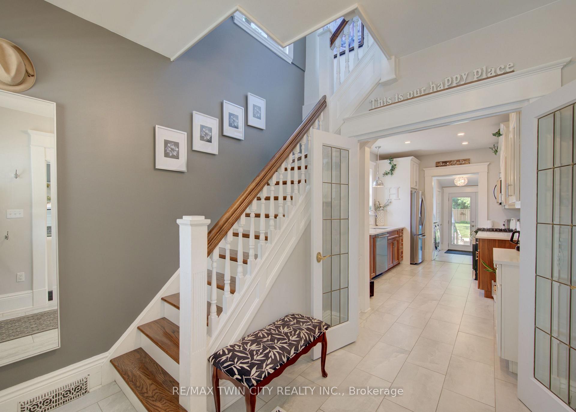 Photo 9 of 106 Sydenham Street, Brantford, North Ward — HOMEH