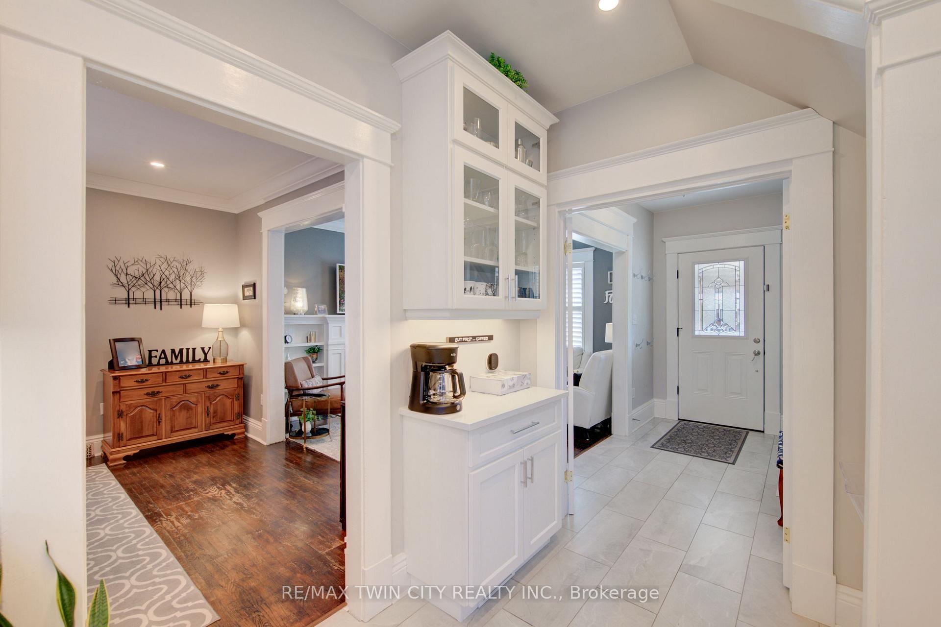 Photo 17 of 106 Sydenham Street, Brantford, North Ward — HOMEH