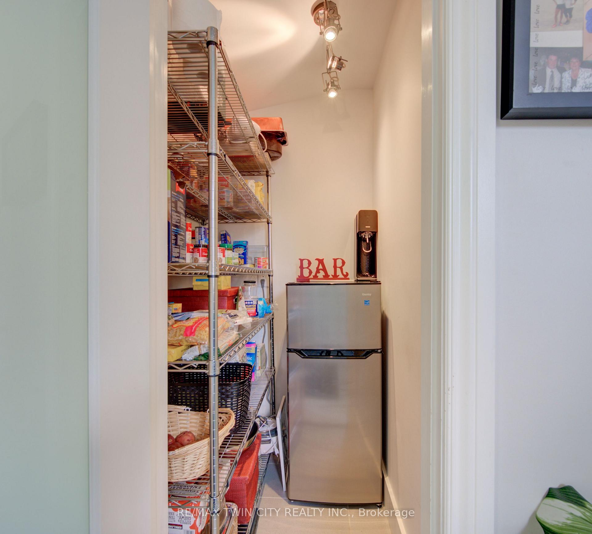 Photo 21 of 106 Sydenham Street, Brantford, North Ward — HOMEH