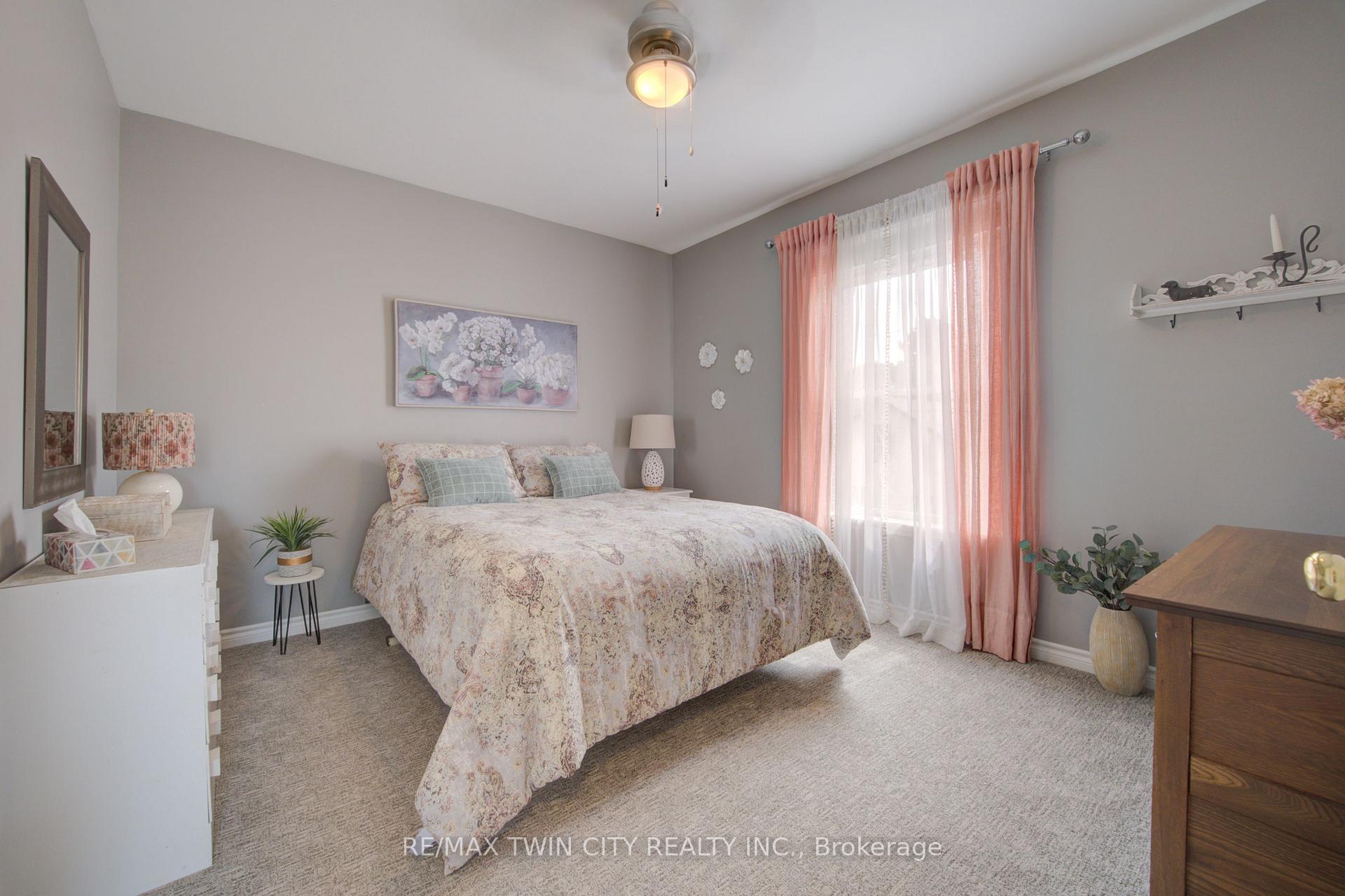 Photo 26 of 106 Sydenham Street, Brantford, North Ward — HOMEH