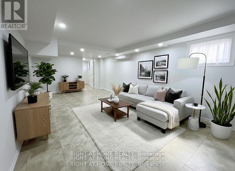 Photo 6 of Unit Bsmnt, 1395 Dougall Avenue, Windsor, South Central - Windsor — HOMEH