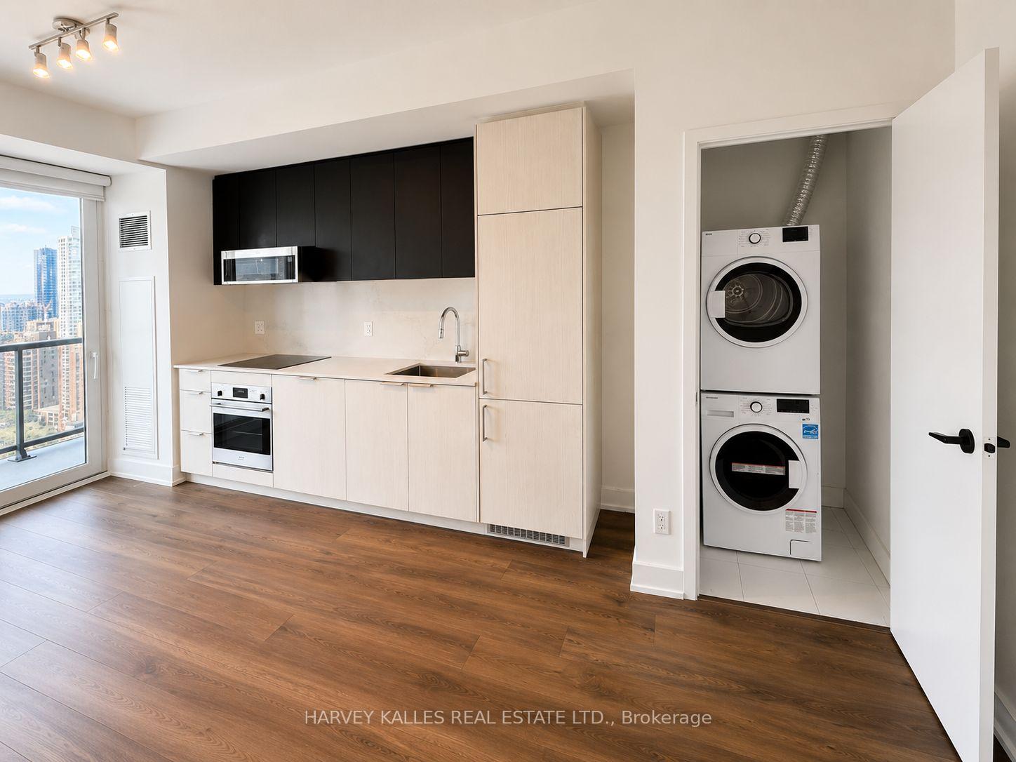 Photo 5 of Unit 2706, 308 Jarvis Street, Toronto, Church-Yonge Corridor — HOMEH