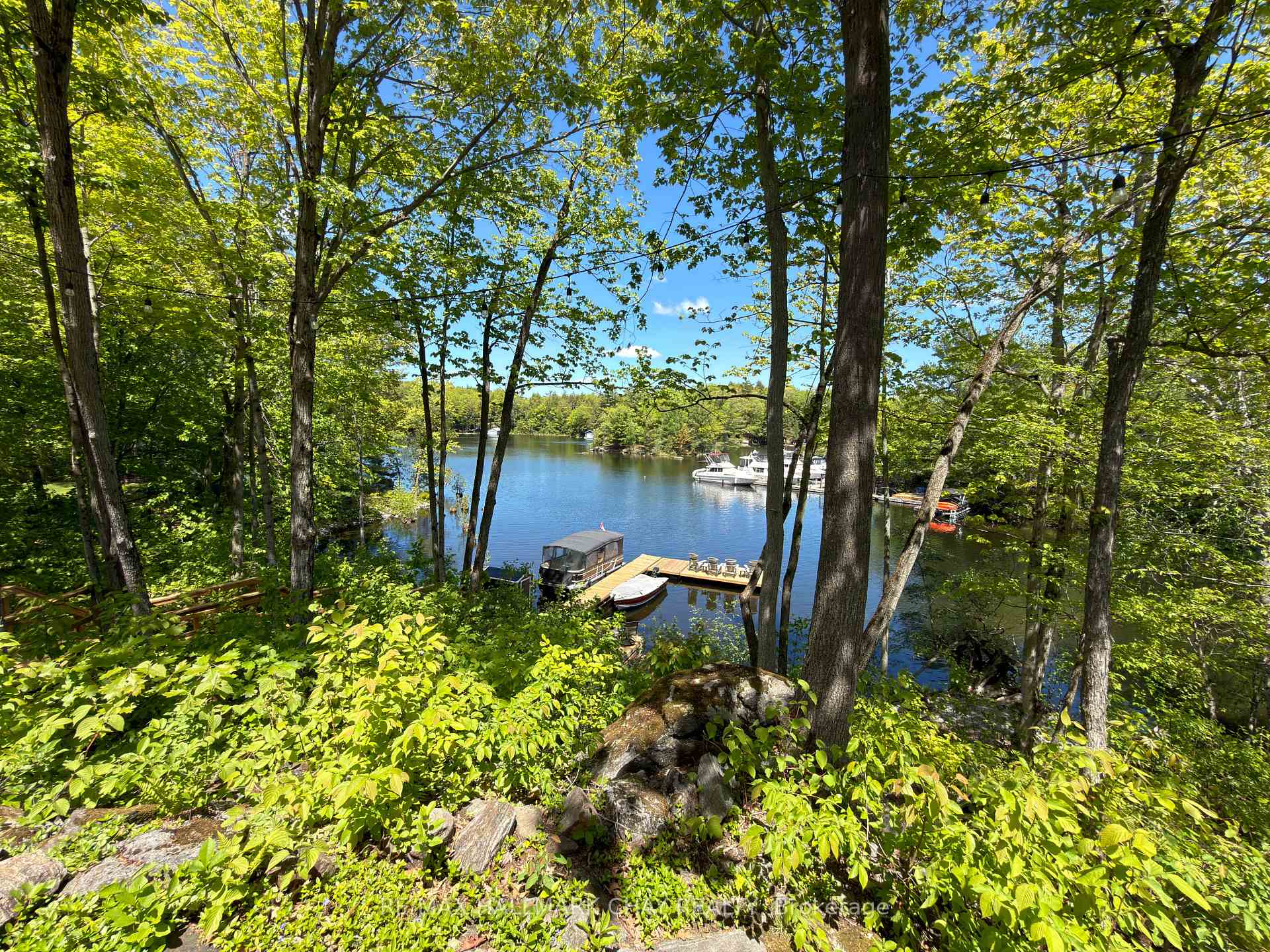 Photo 4 of 3285 Rockcliffe Court, Severn, Port Severn — HOMEH