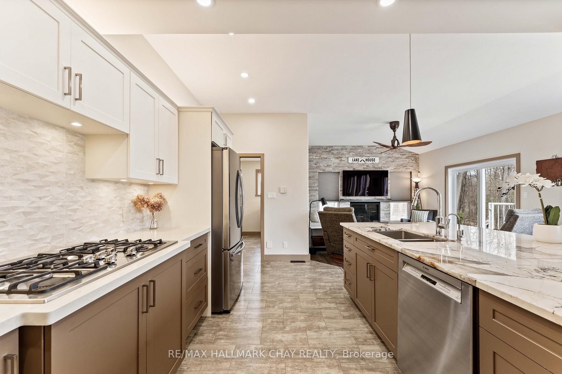 Photo 14 of 3285 Rockcliffe Court, Severn, Port Severn — HOMEH