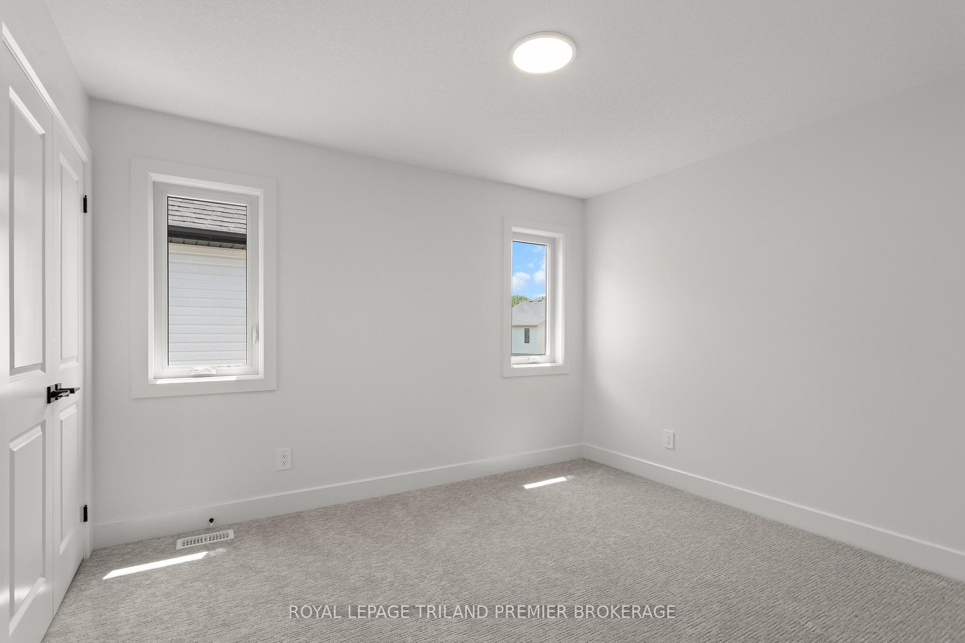 Photo 26 of 262 Hesselman Crescent, London, South U — HOMEH
