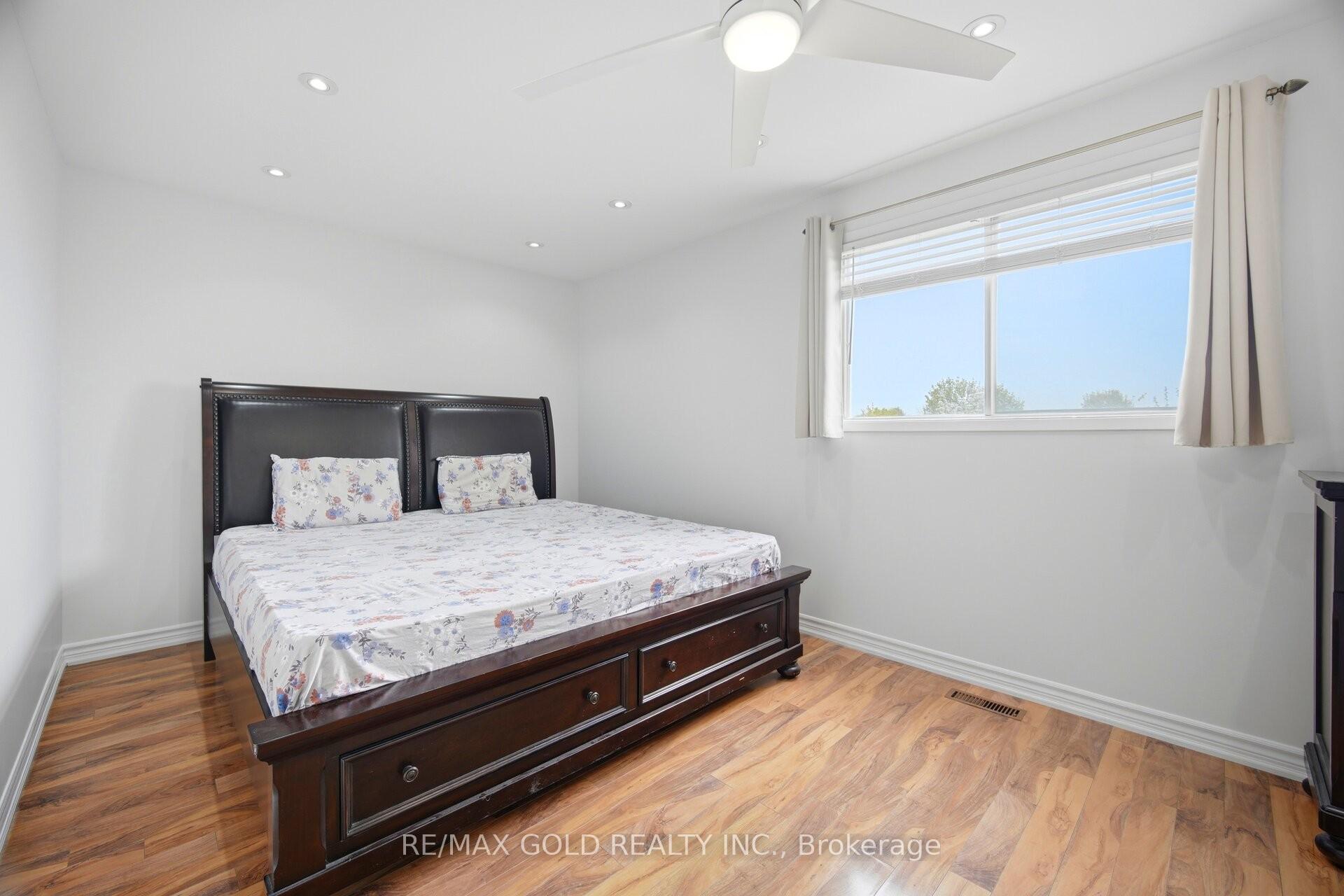 Photo 15 of 18 Mcgraw Avenue, Brampton, Brampton West — HOMEH