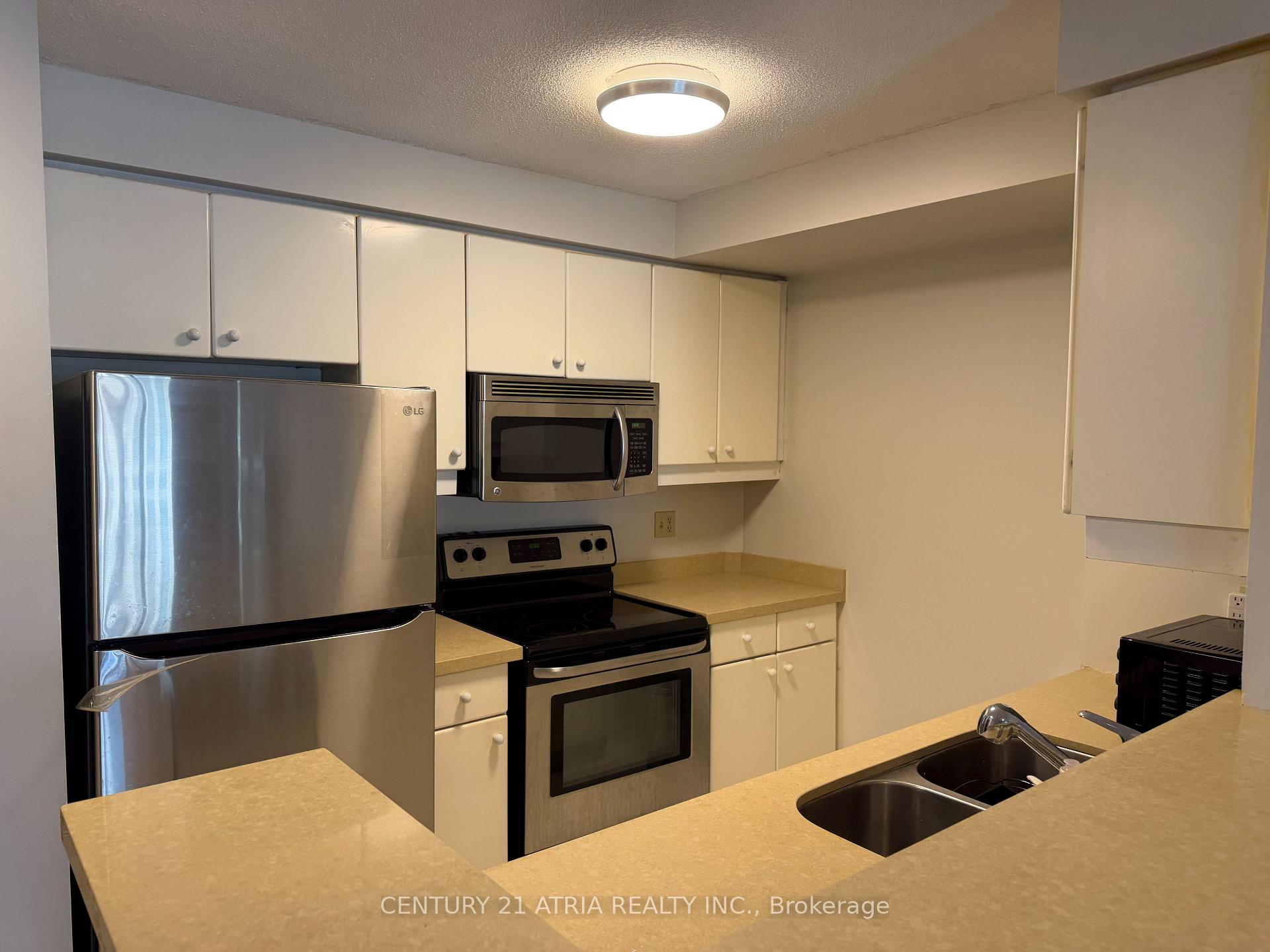 Photo 3 of Unit 1707, 10 Queens Quay W, Toronto, Waterfront Communities — HOMEH