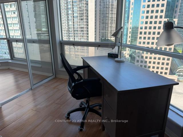 Photo 6 of Unit 1707, 10 Queens Quay W, Toronto, Waterfront Communities — HOMEH