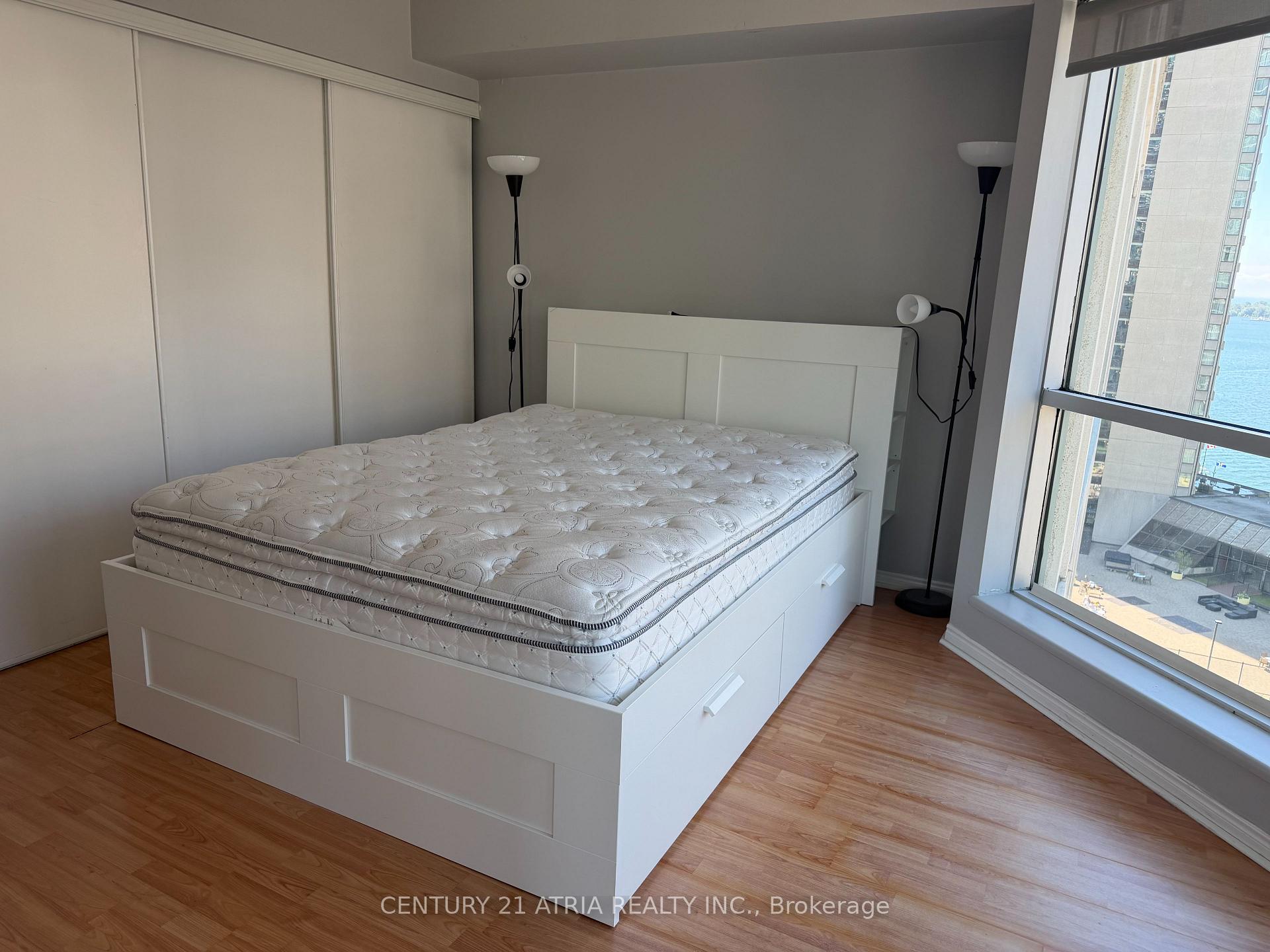 Photo 7 of Unit 1707, 10 Queens Quay W, Toronto, Waterfront Communities — HOMEH