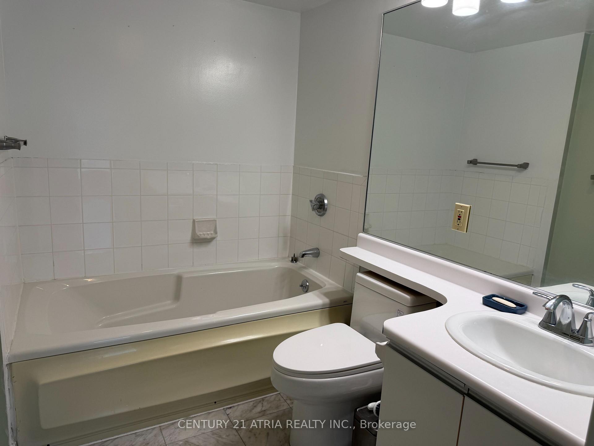 Photo 9 of Unit 1707, 10 Queens Quay W, Toronto, Waterfront Communities — HOMEH