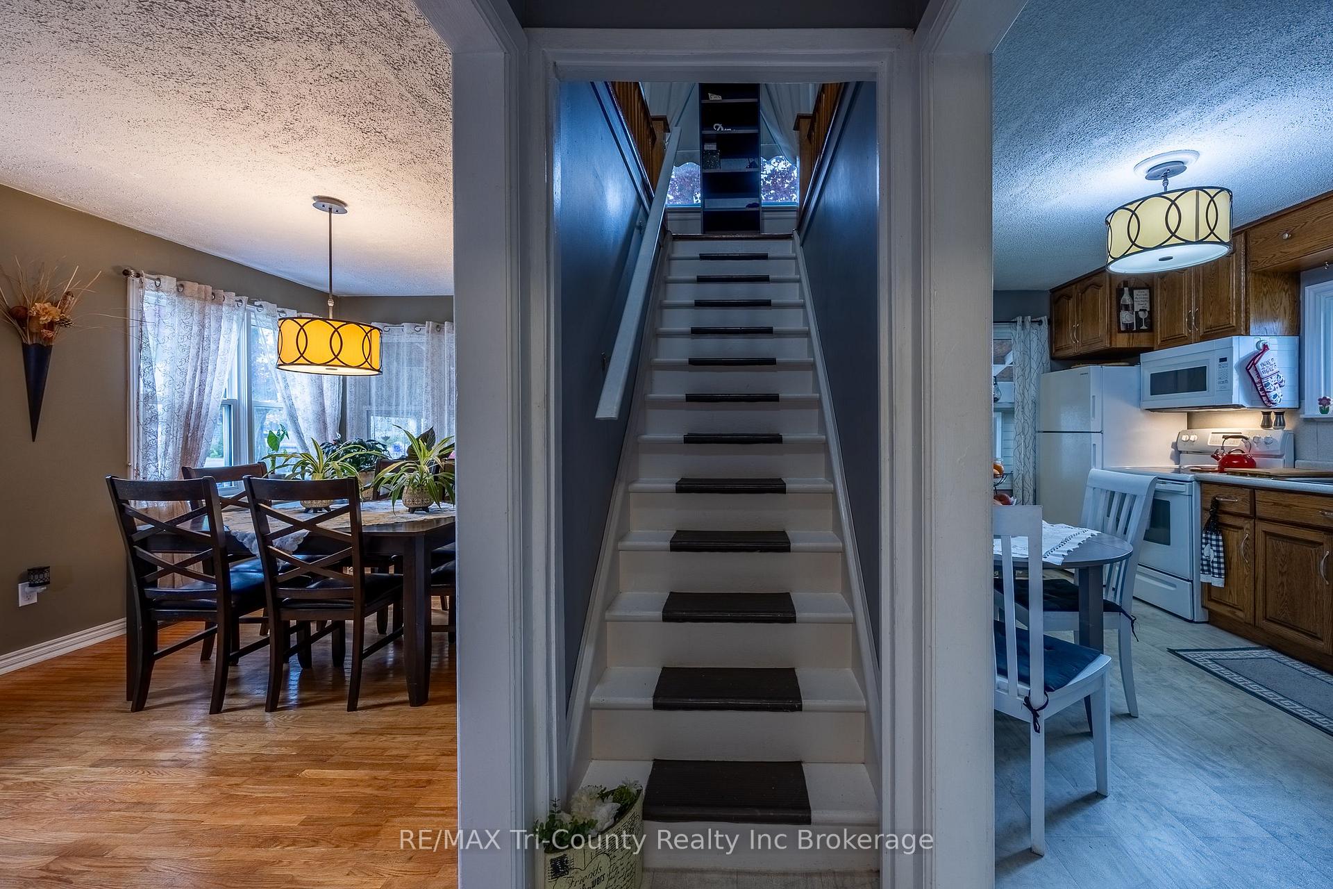 Photo 19 of 23 Pine Street, Tillsonburg — HOMEH