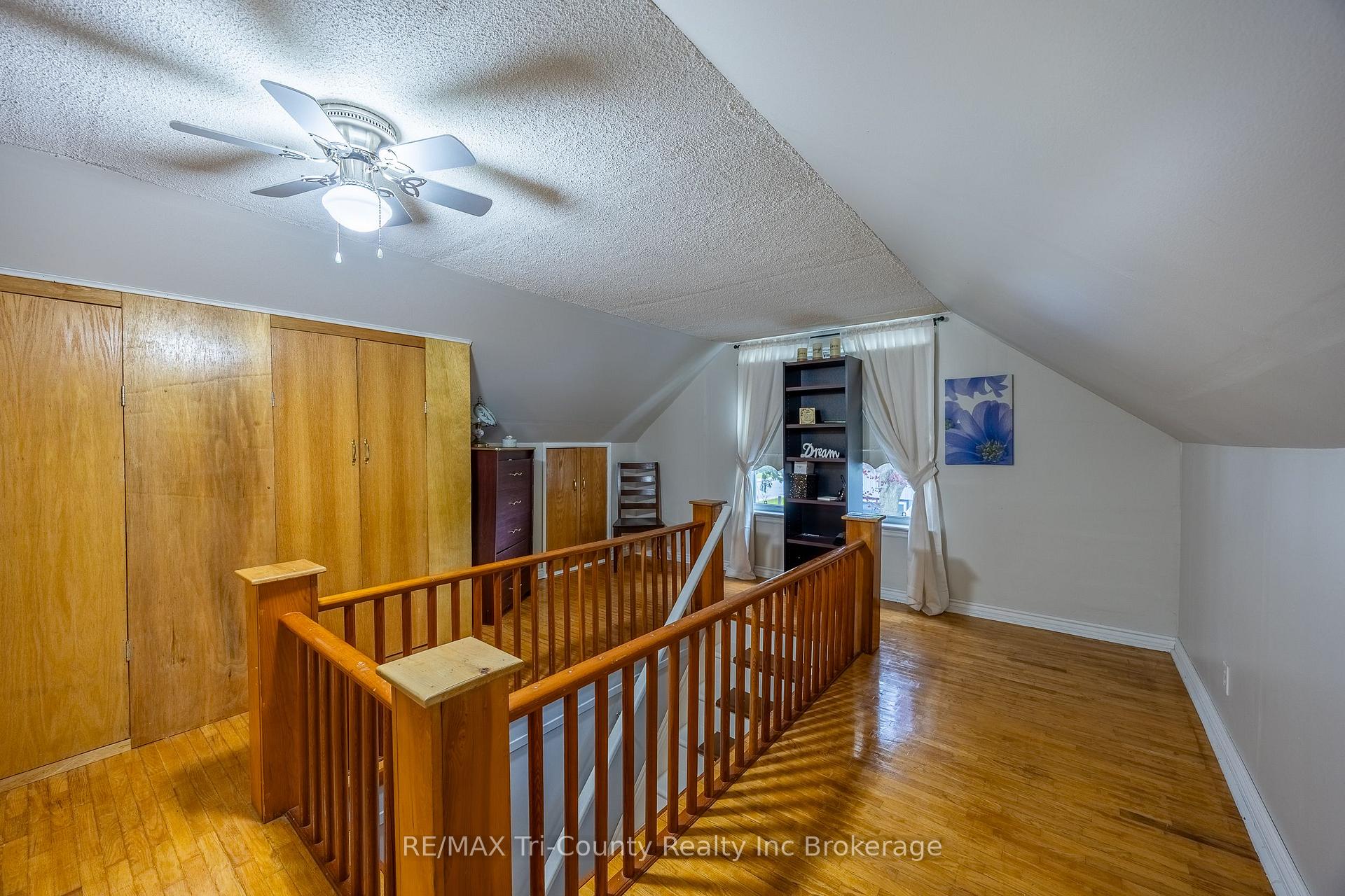 Photo 22 of 23 Pine Street, Tillsonburg — HOMEH