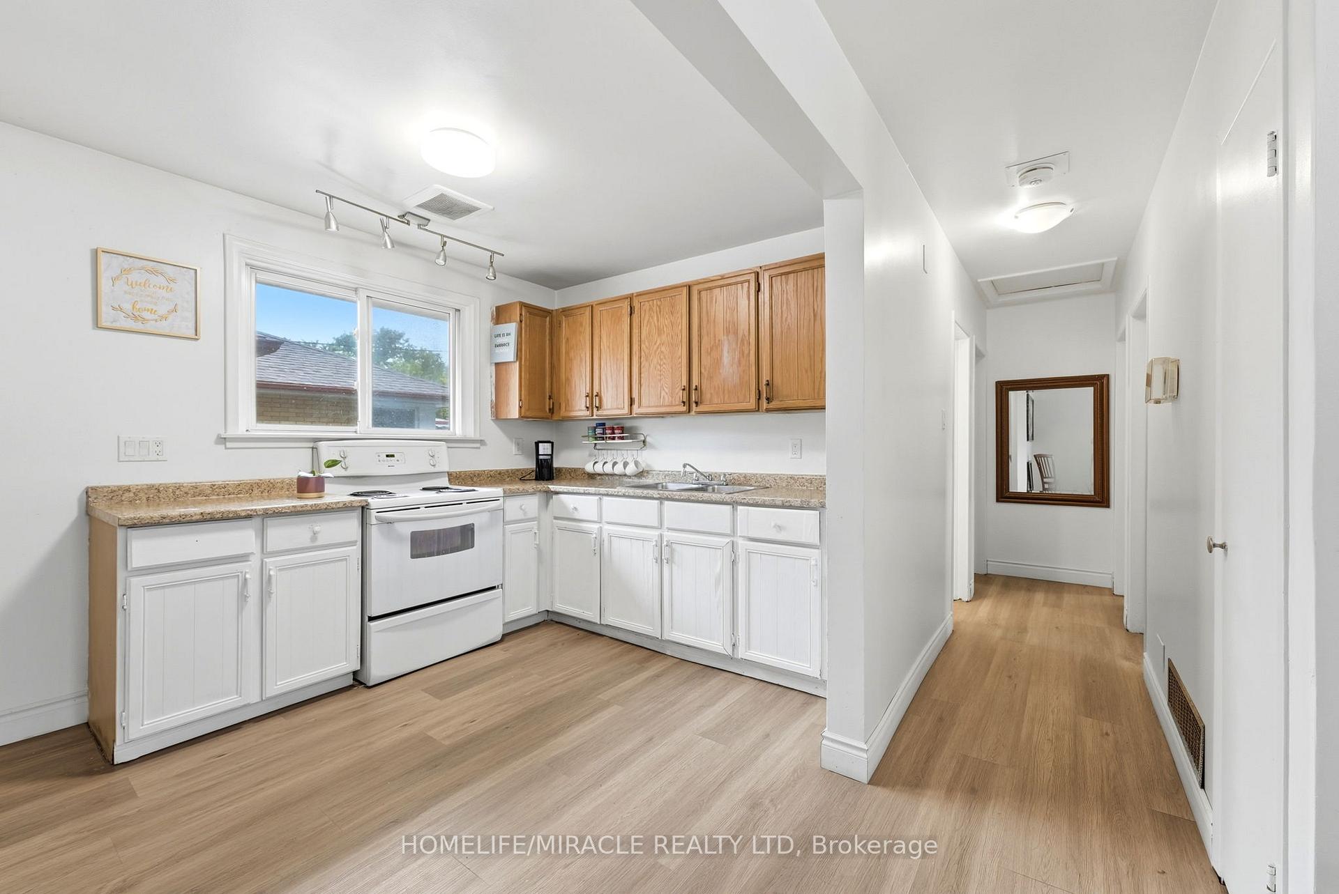 Photo 5 of 159 Montebello Drive, London, East O — HOMEH