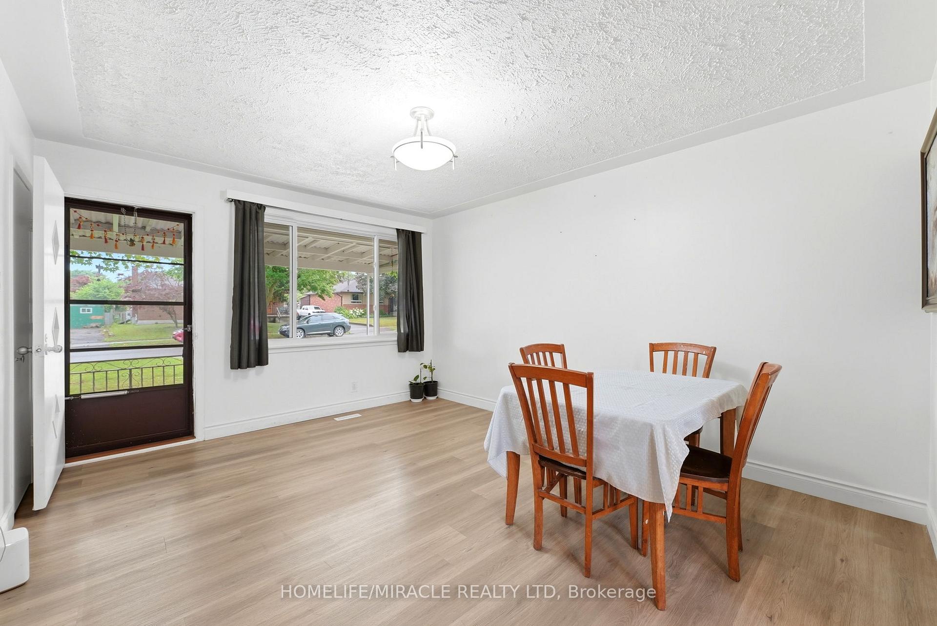 Photo 6 of 159 Montebello Drive, London, East O — HOMEH