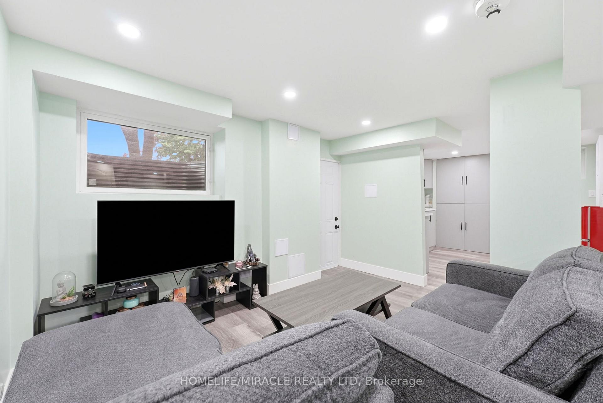 Photo 12 of 159 Montebello Drive, London, East O — HOMEH