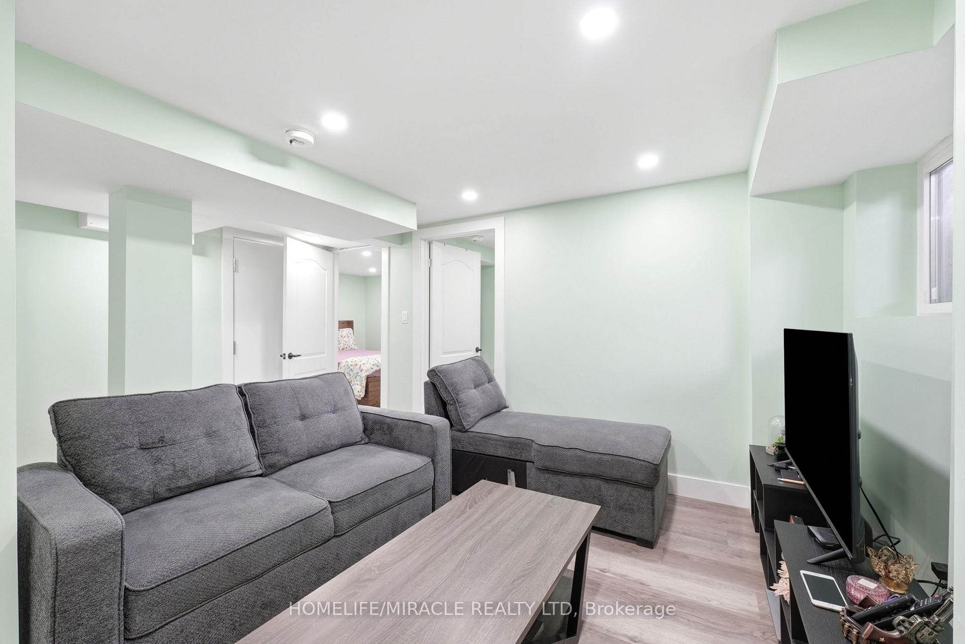 Photo 14 of 159 Montebello Drive, London, East O — HOMEH