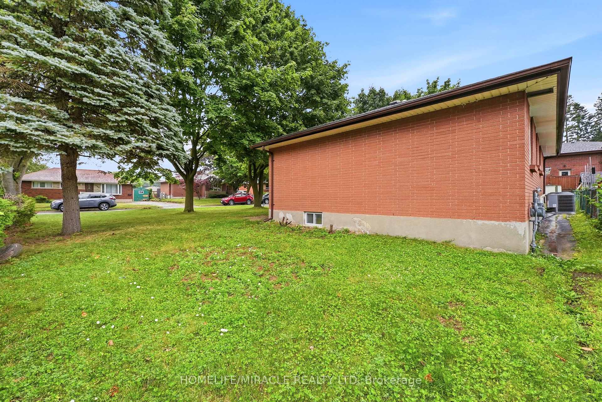 Photo 21 of 159 Montebello Drive, London, East O — HOMEH