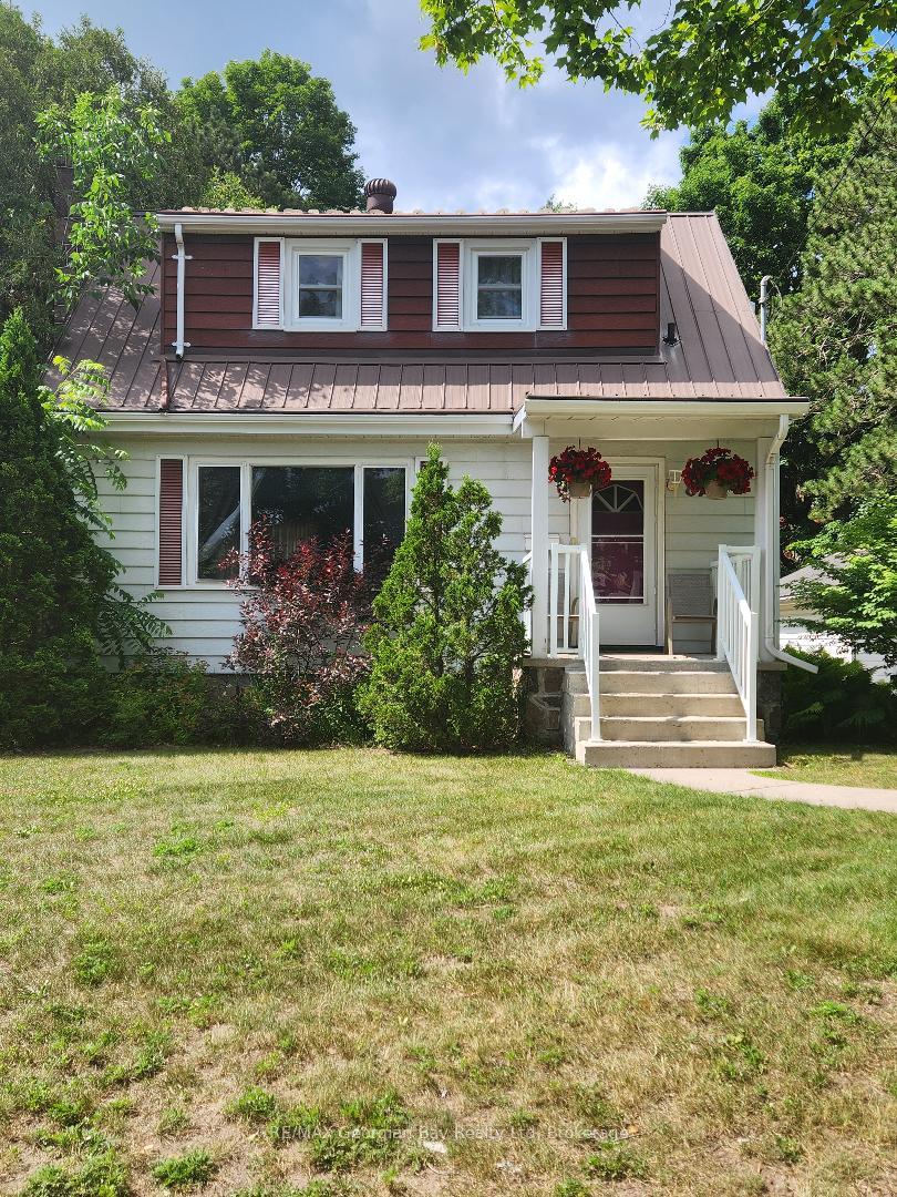 Photo of 874 Yonge Street N