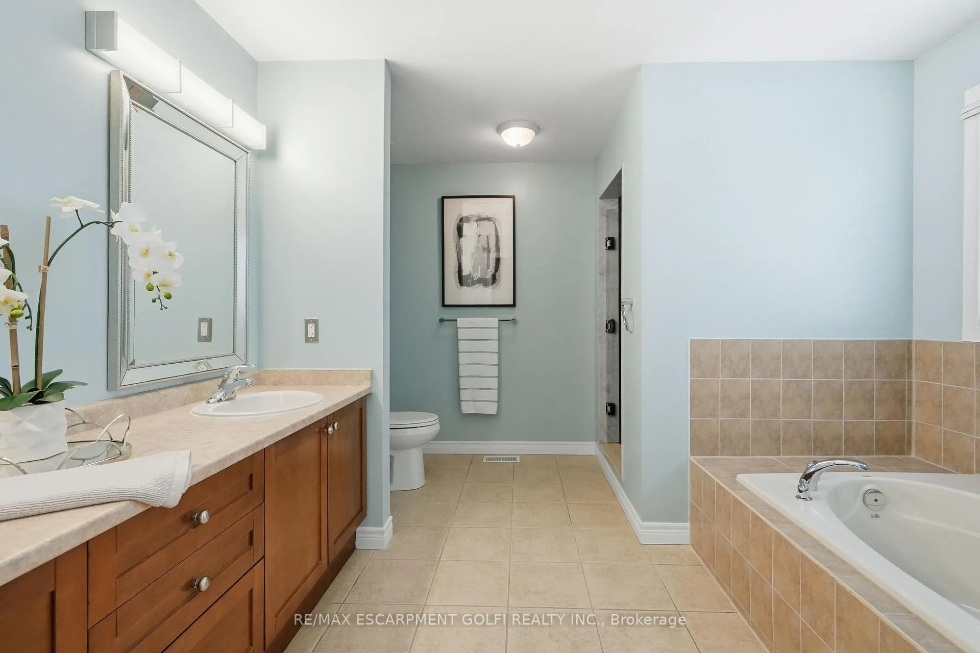 Photo 21 of 78 Waterberry Trail, Hamilton, Gourley — HOMEH