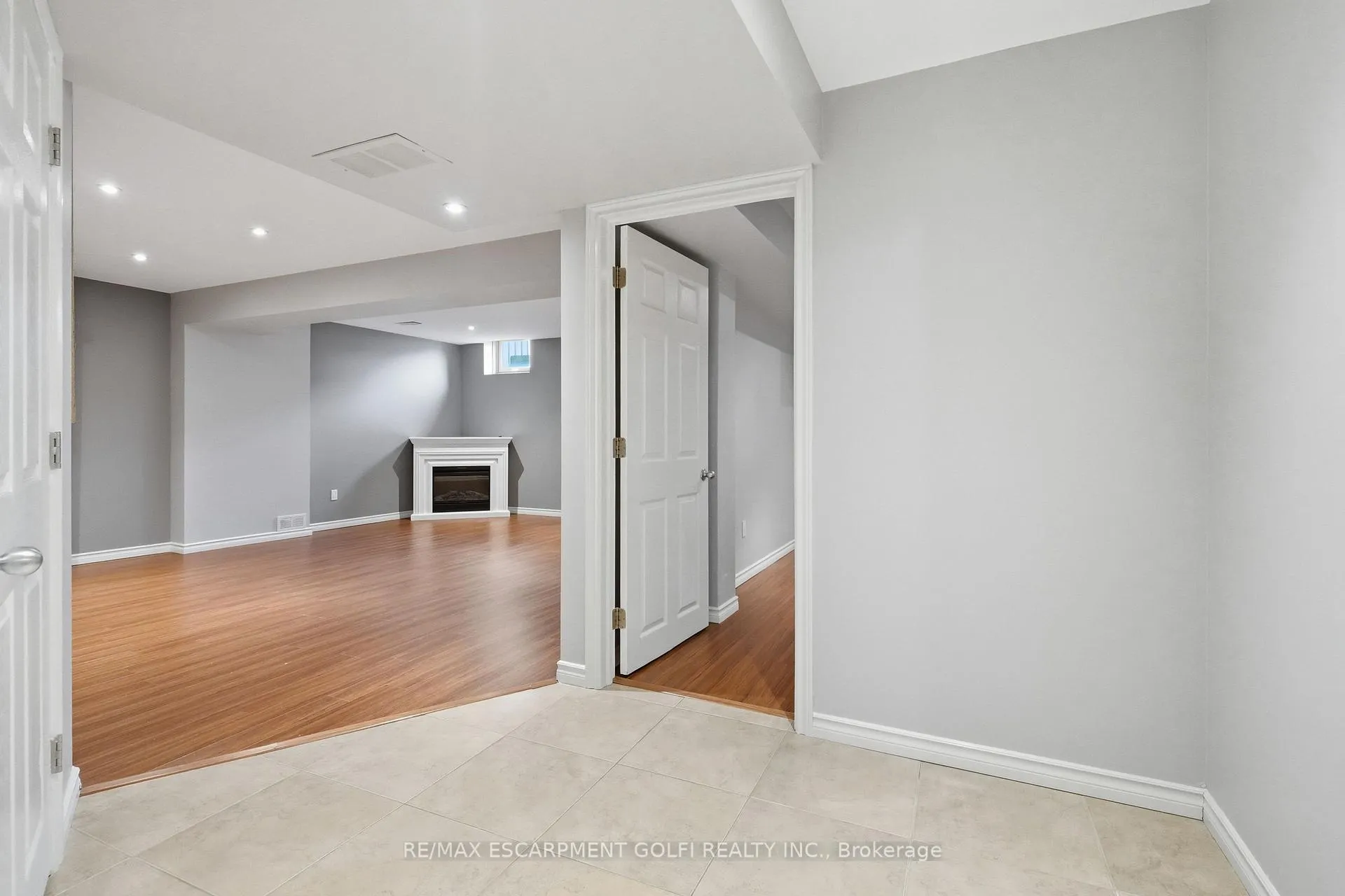 Photo 23 of 78 Waterberry Trail, Hamilton, Gourley — HOMEH