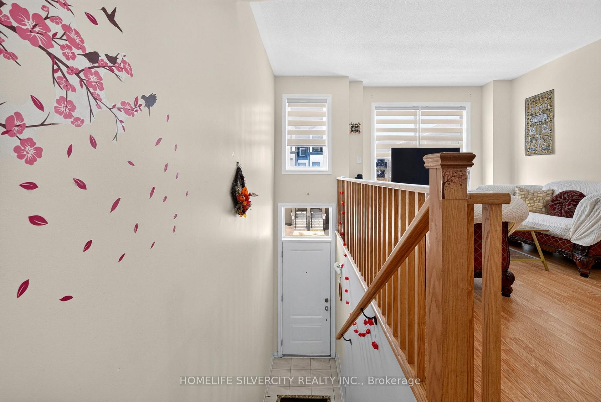 Photo 6 of 771 Eddystone Path, Oshawa, Donevan — HOMEH