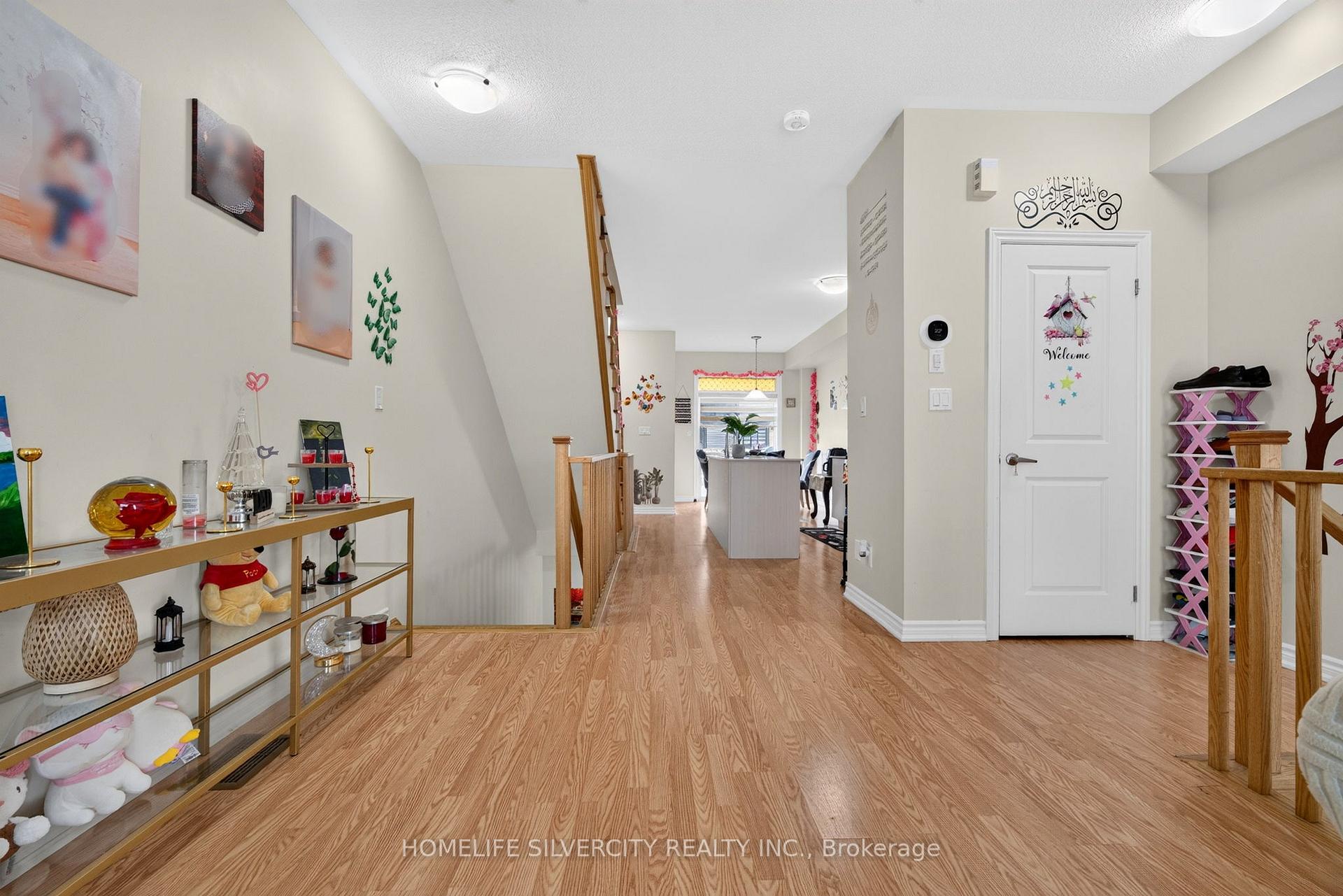 Photo 10 of 771 Eddystone Path, Oshawa, Donevan — HOMEH