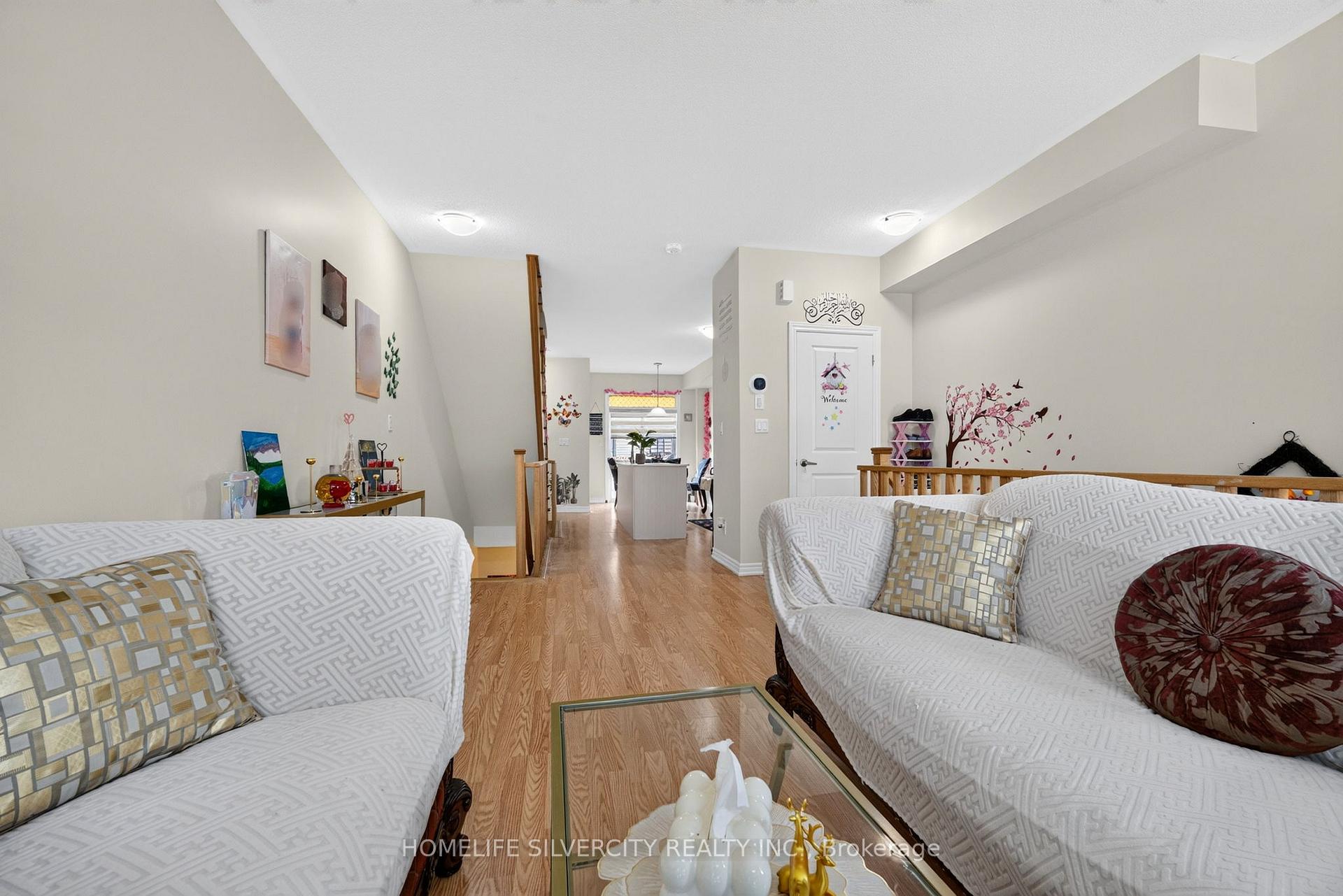 Photo 11 of 771 Eddystone Path, Oshawa, Donevan — HOMEH