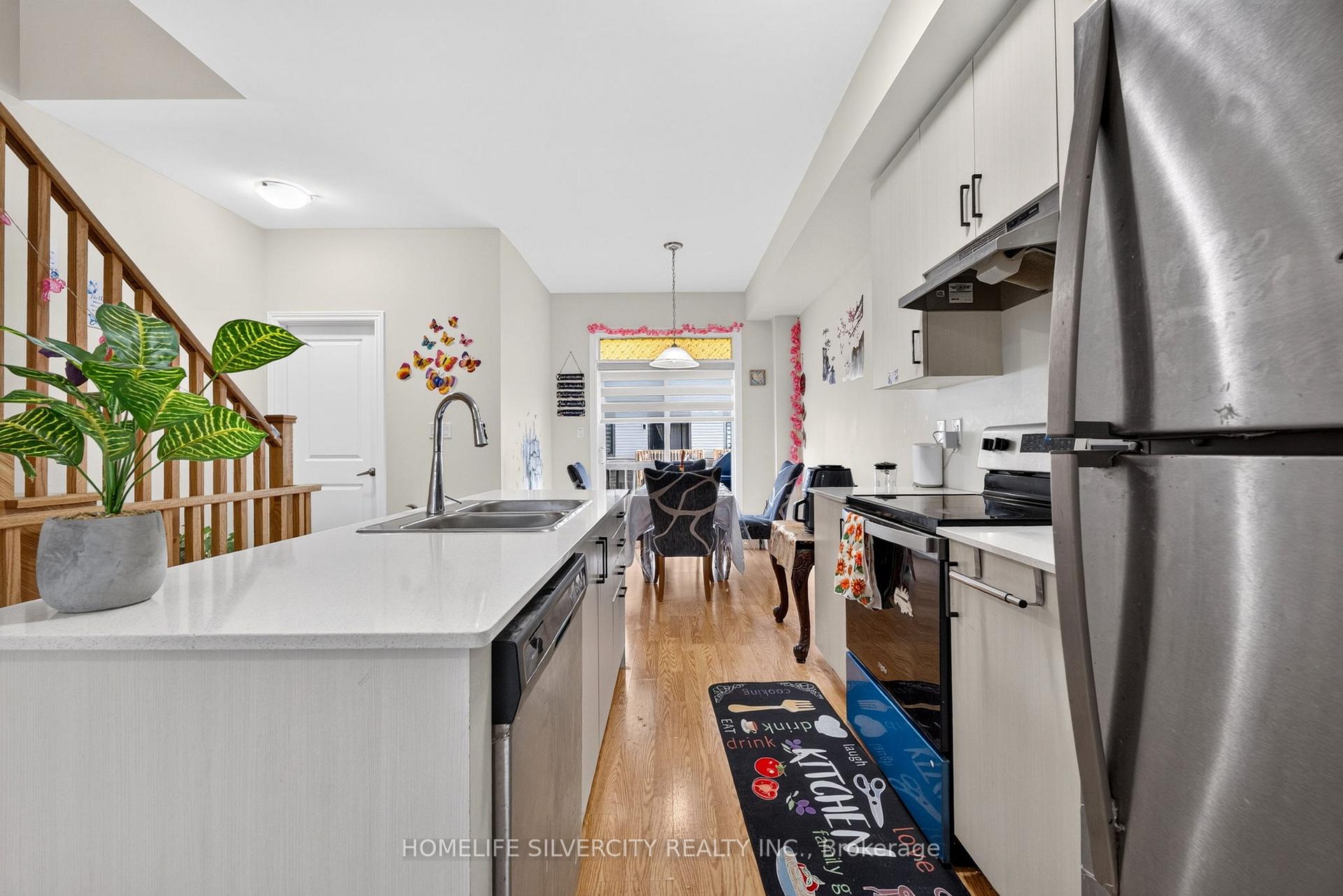 Photo 13 of 771 Eddystone Path, Oshawa, Donevan — HOMEH