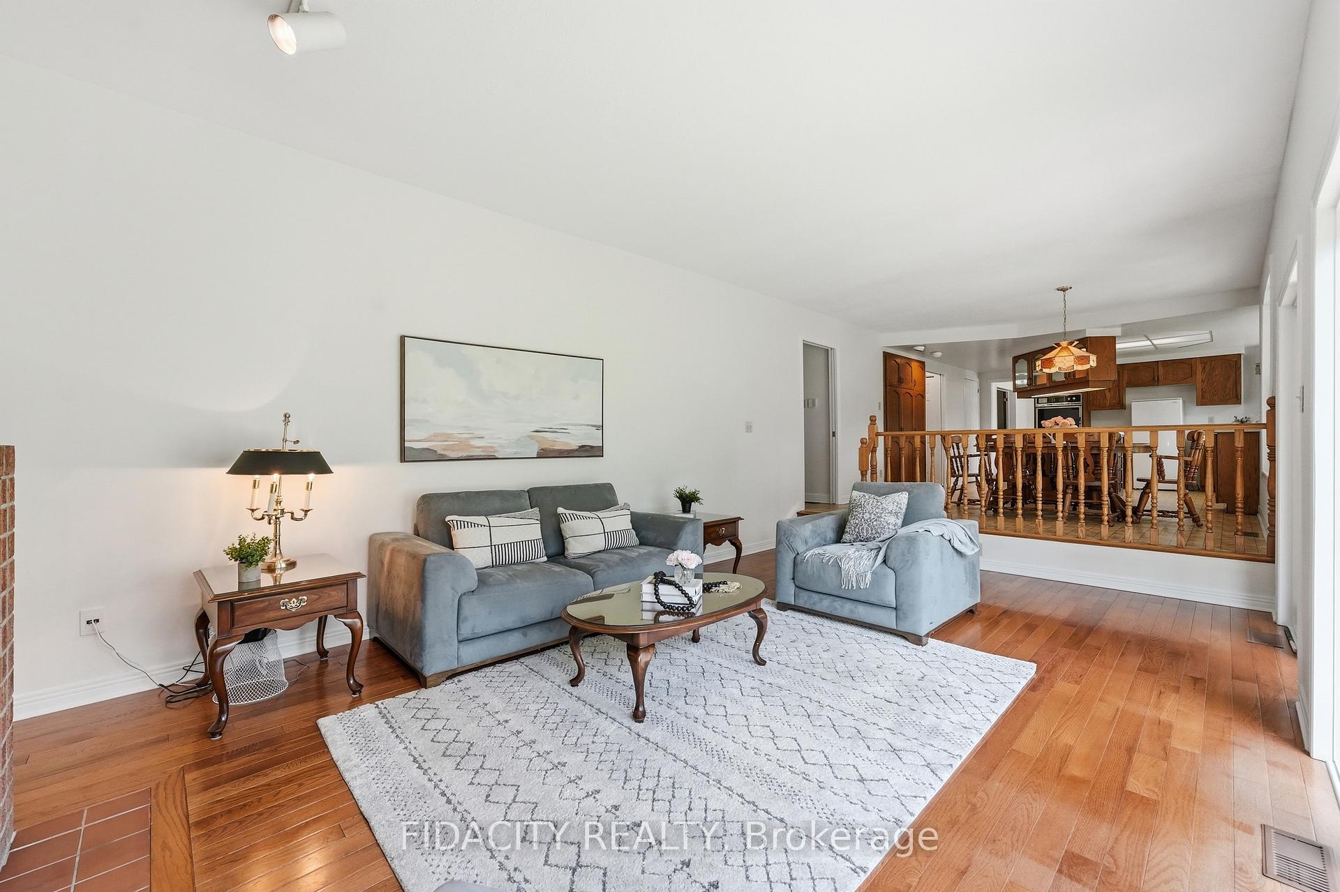 Photo 22 of 25 Pine Bluff Trail, Ottawa, Stittsville (Central) — HOMEH