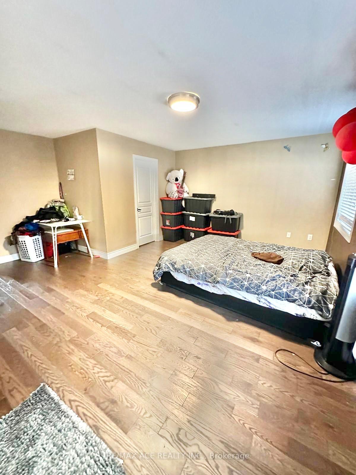 Photo 12 of 7 Meltwater Crescent, Brampton, Bram East — HOMEH