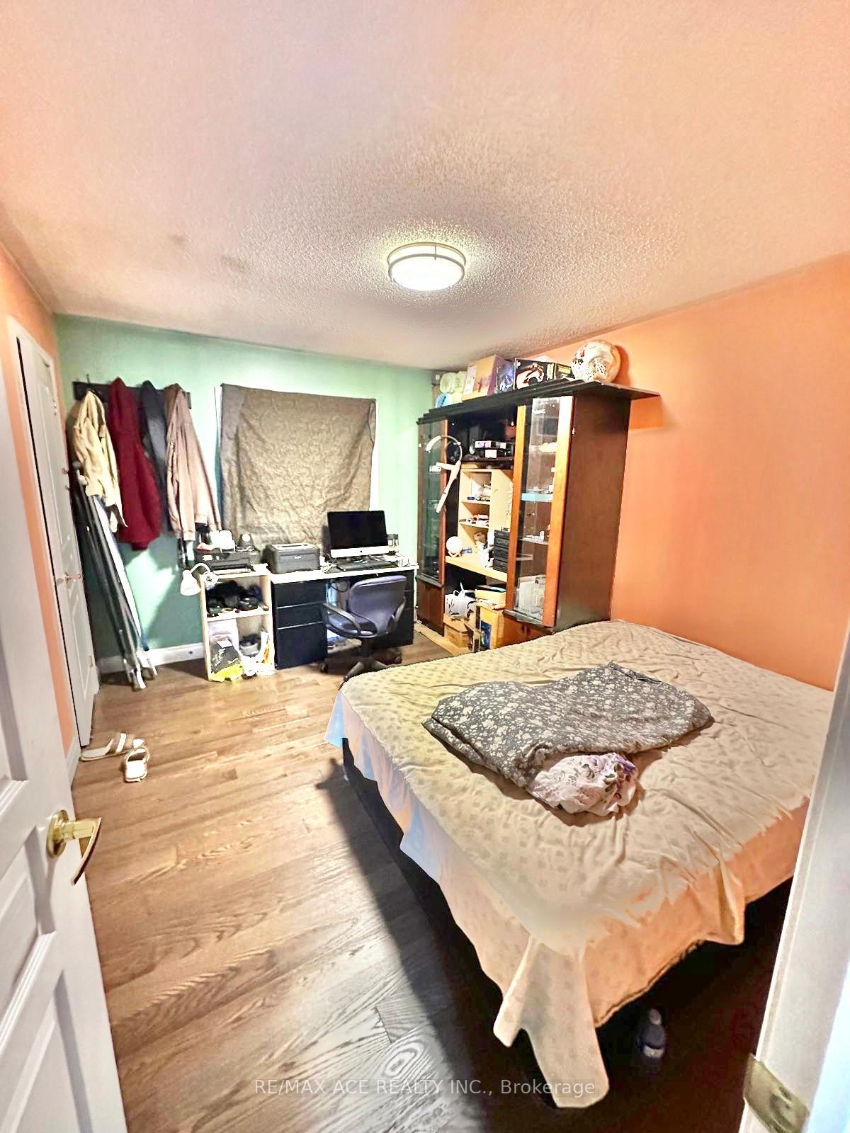Photo 16 of 7 Meltwater Crescent, Brampton, Bram East — HOMEH