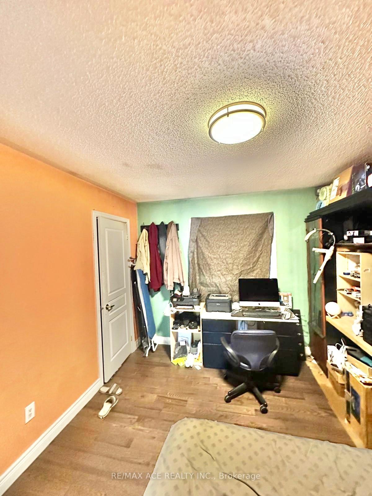 Photo 17 of 7 Meltwater Crescent, Brampton, Bram East — HOMEH