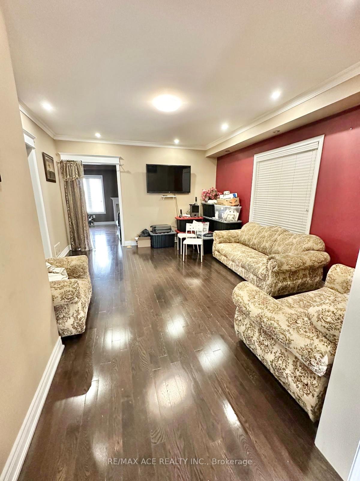 Photo 18 of 7 Meltwater Crescent, Brampton, Bram East — HOMEH