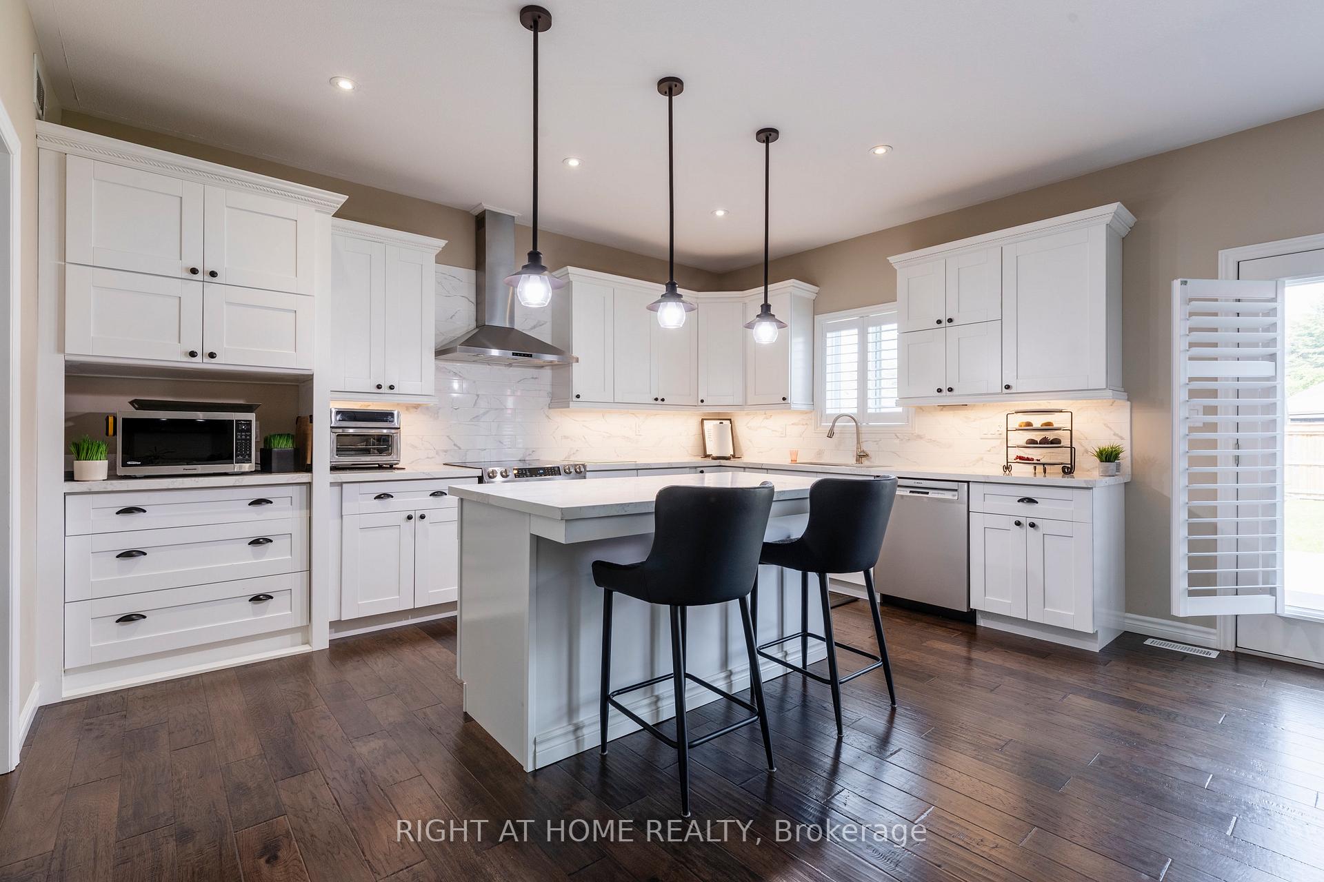 Photo 12 of 6 Bluenose Drive, Norfolk, Port Dover — HOMEH