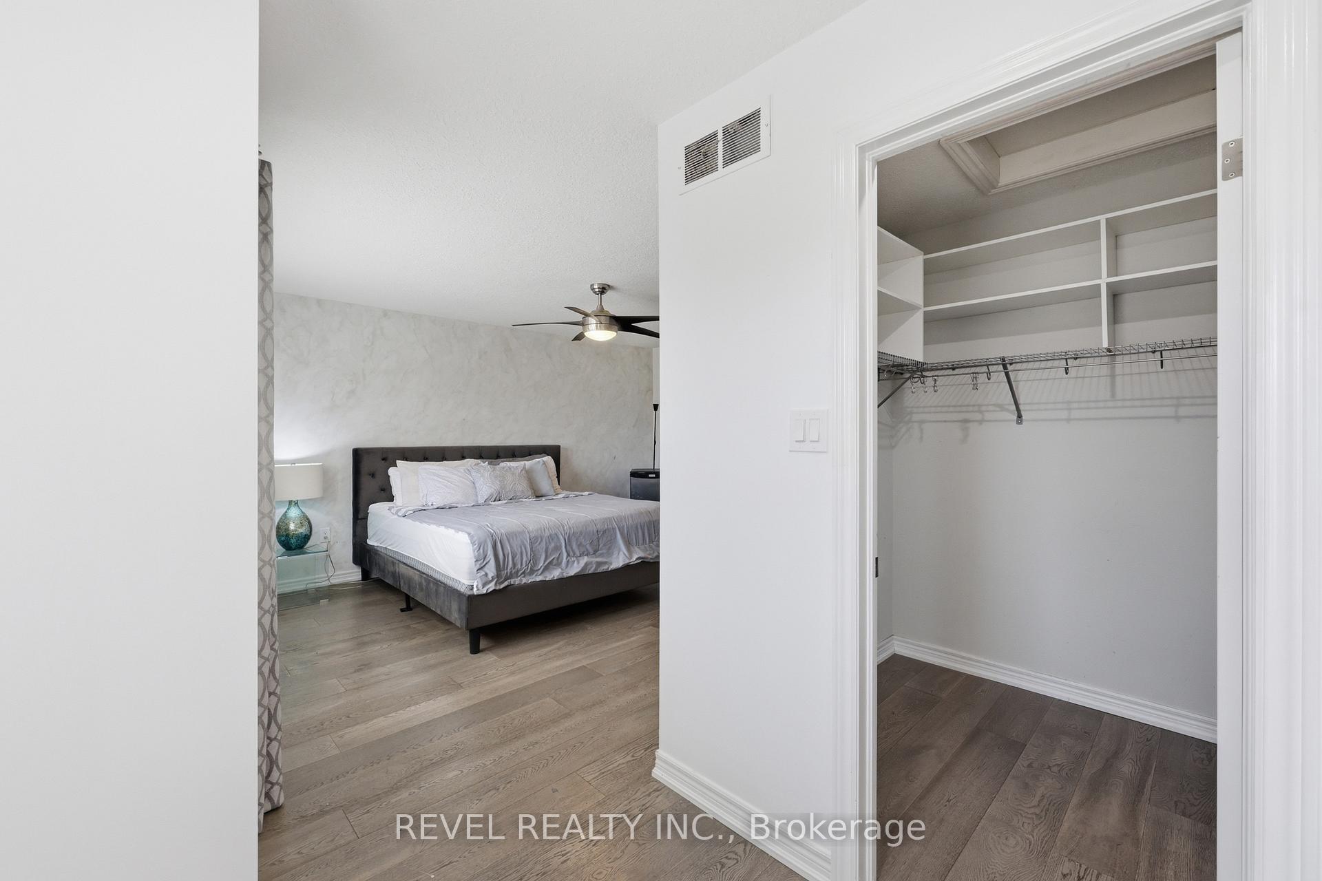 Photo 21 of 44 Springwood Drive, Hamilton, Stoney Creek Mountain — HOMEH