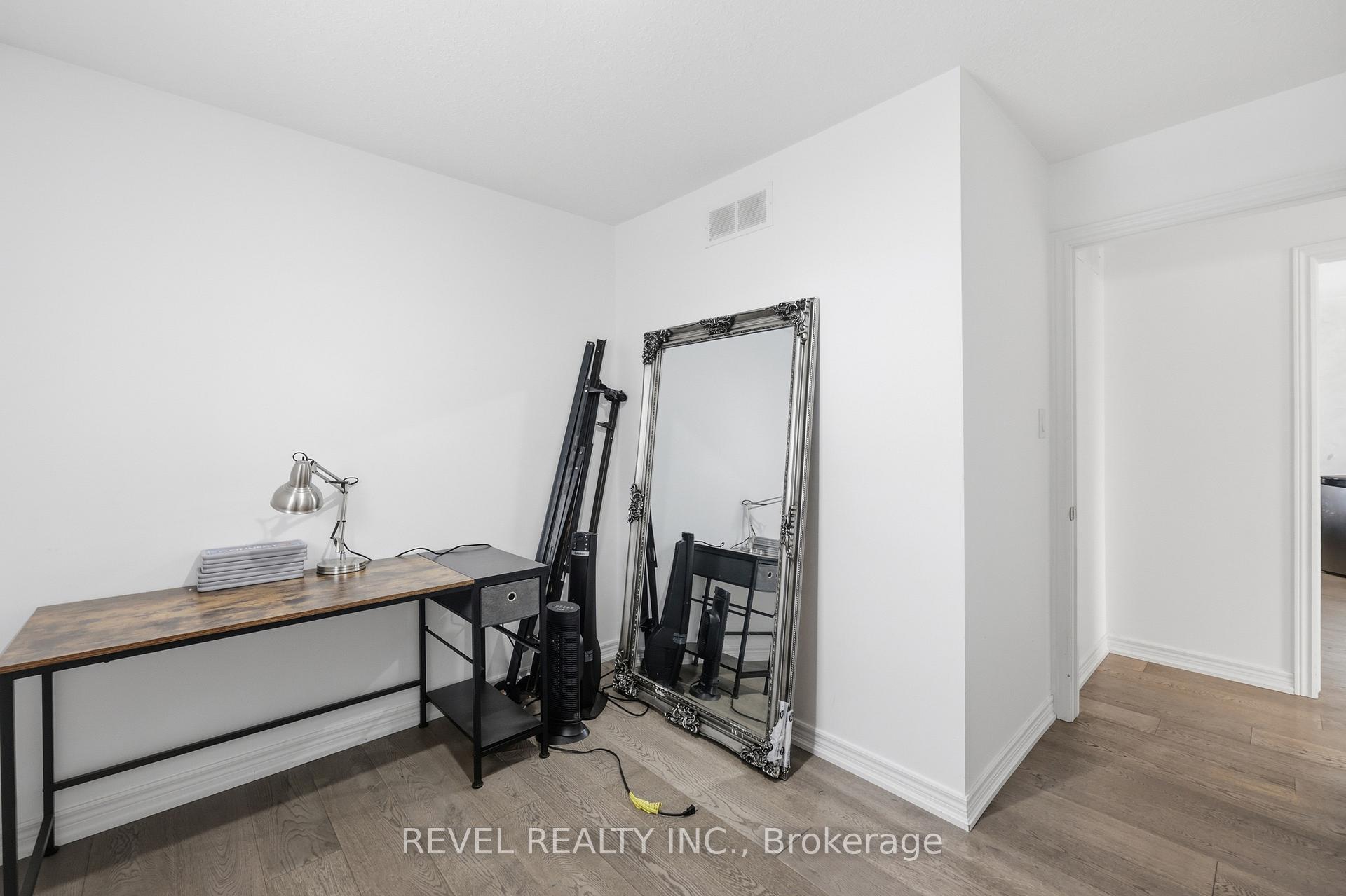 Photo 28 of 44 Springwood Drive, Hamilton, Stoney Creek Mountain — HOMEH