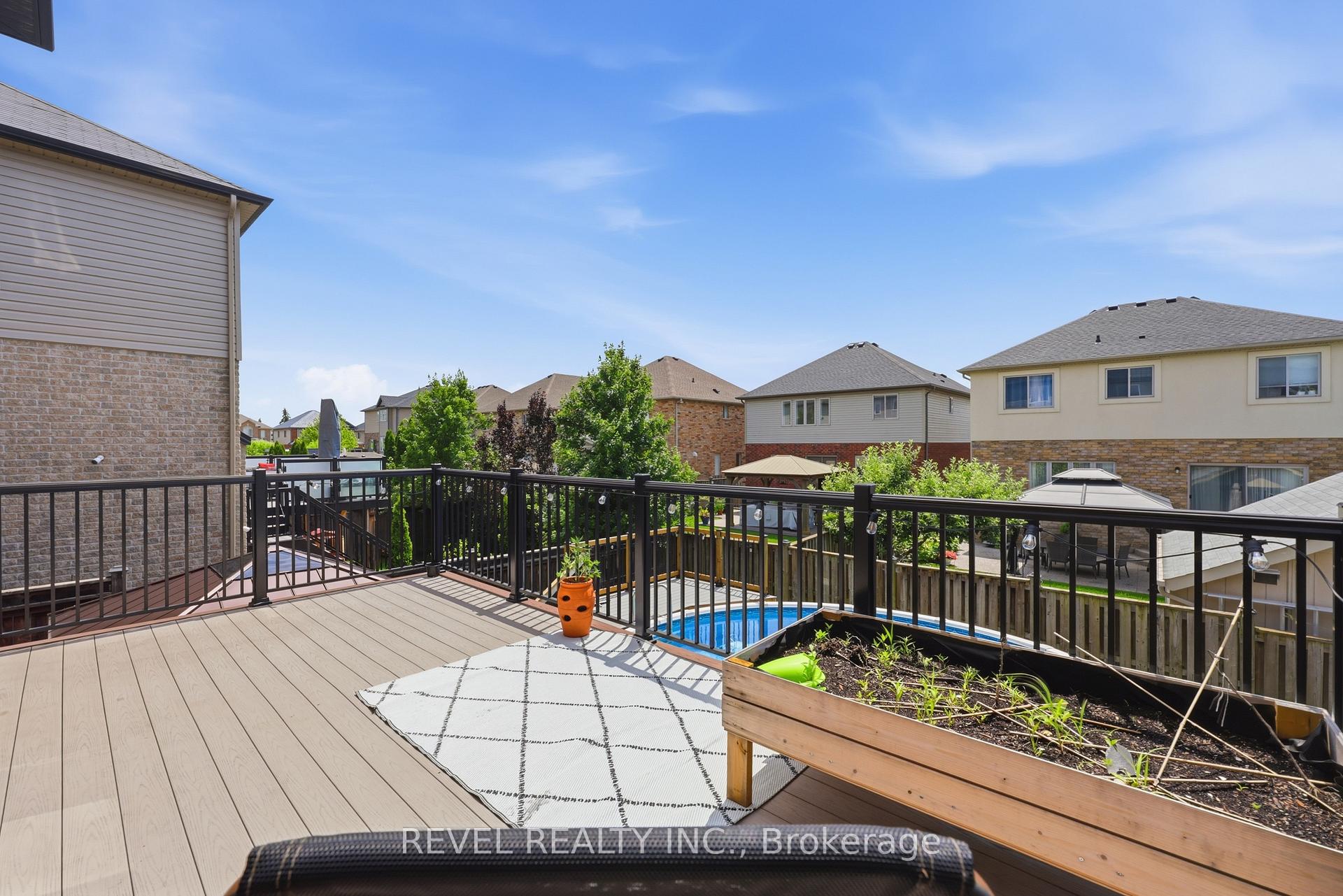 Photo 38 of 44 Springwood Drive, Hamilton, Stoney Creek Mountain — HOMEH