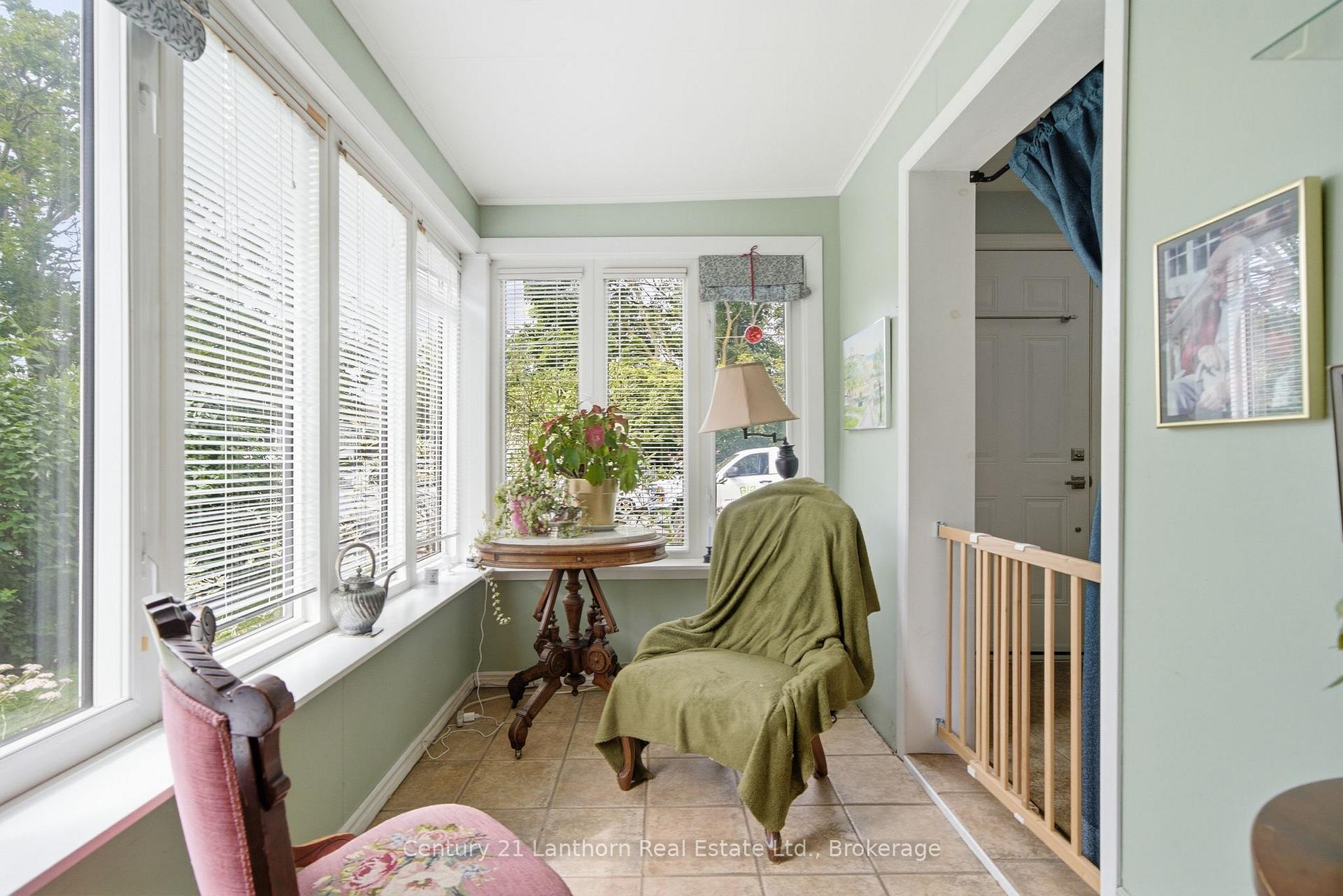 Photo 31 of 89 Gordon Street, Belleville, Belleville Ward — HOMEH