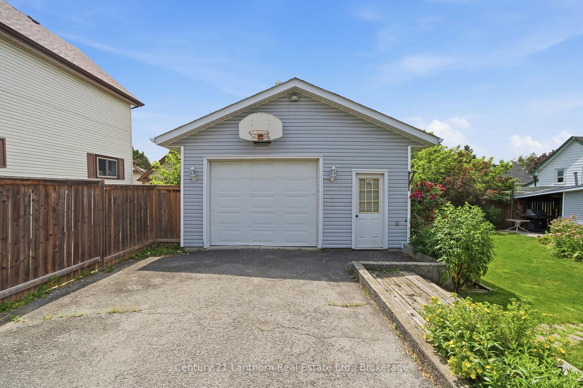 Photo 48 of 89 Gordon Street, Belleville, Belleville Ward — HOMEH